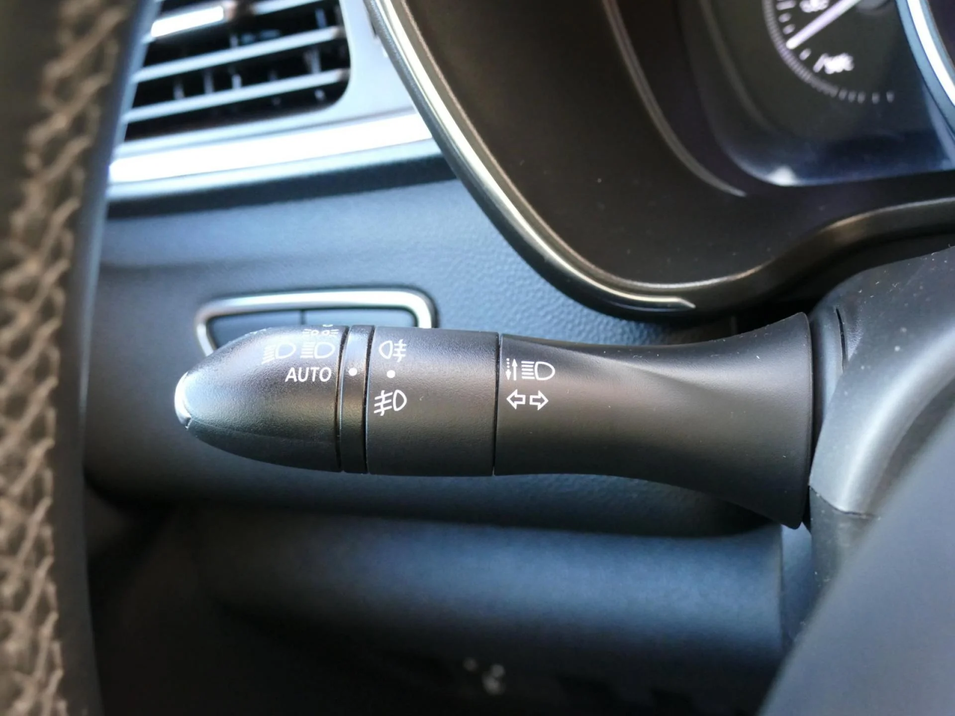 RENAULT KADJAR - Miniature 26 sur 35 - Cliquer pour voir cette photo
