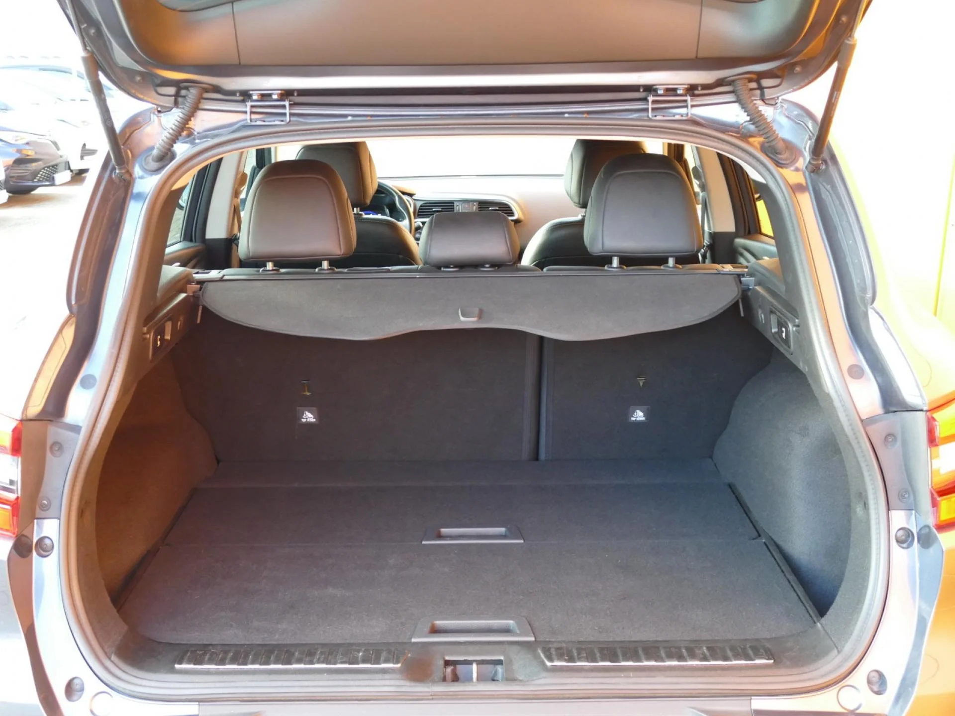 RENAULT KADJAR - Miniature 8 sur 35 - Cliquer pour voir cette photo