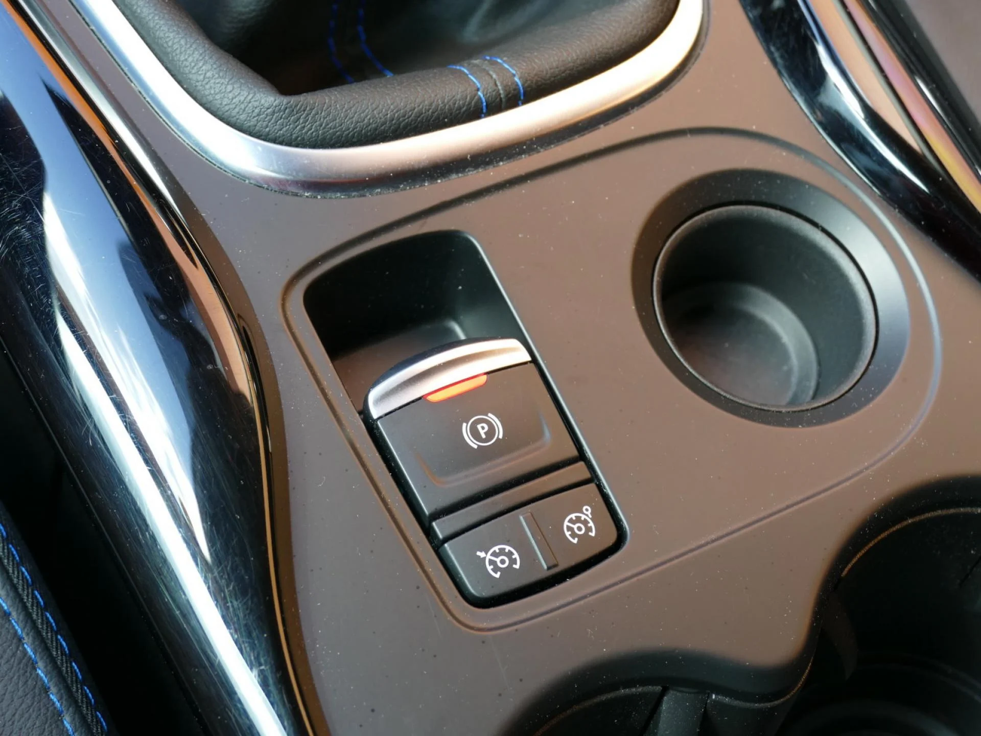 RENAULT KADJAR - Miniature 18 sur 32 - Cliquer pour voir cette photo