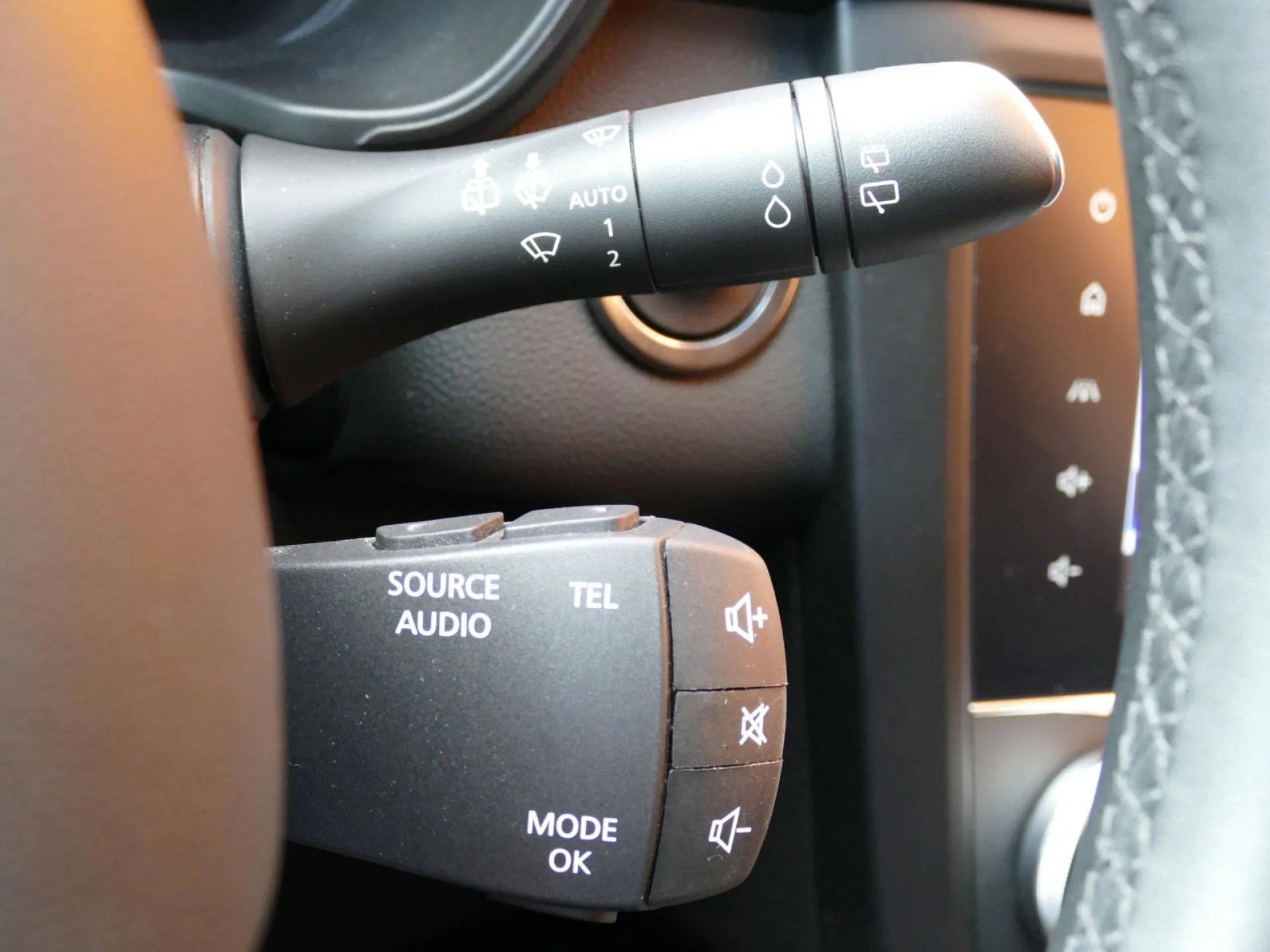 RENAULT KADJAR - Miniature 24 sur 32 - Cliquer pour voir cette photo