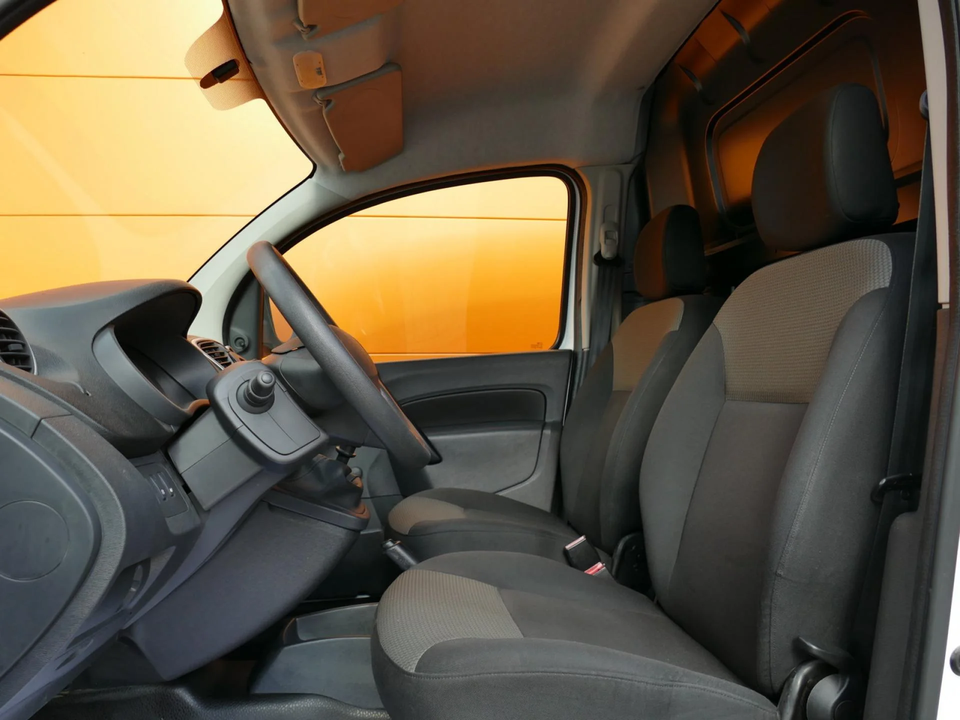 RENAULT KANGOO EXPRESS - Miniature 6 sur 26 - Cliquer pour voir cette photo