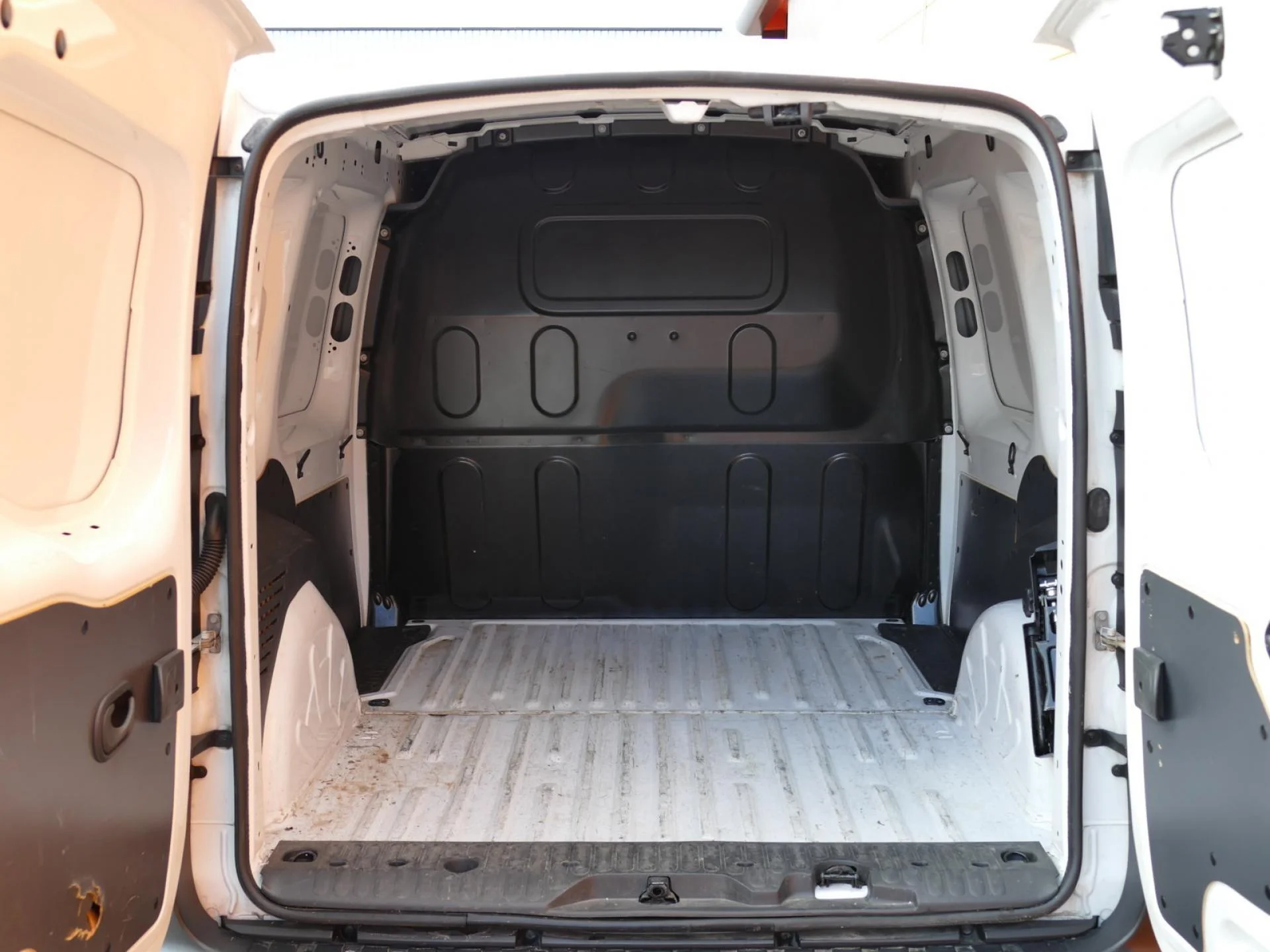 RENAULT KANGOO EXPRESS - Miniature 7 sur 26 - Cliquer pour voir cette photo