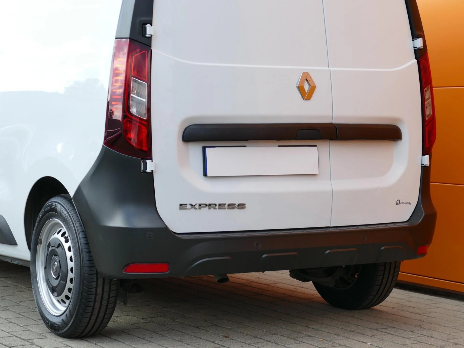 RENAULT KANGOO EXPRESS - Miniature 27 sur 31 - Cliquer pour voir cette photo