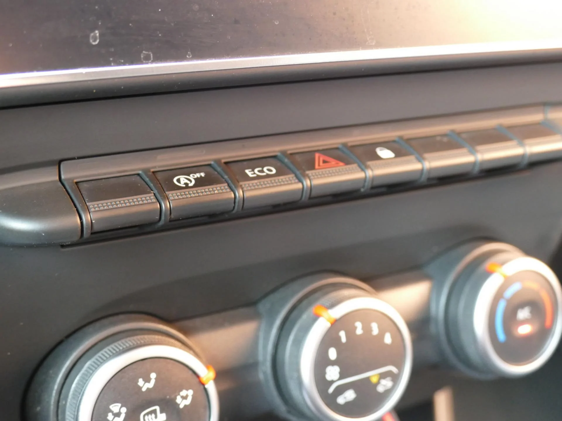RENAULT KANGOO EXPRESS - Miniature 16 sur 31 - Cliquer pour voir cette photo