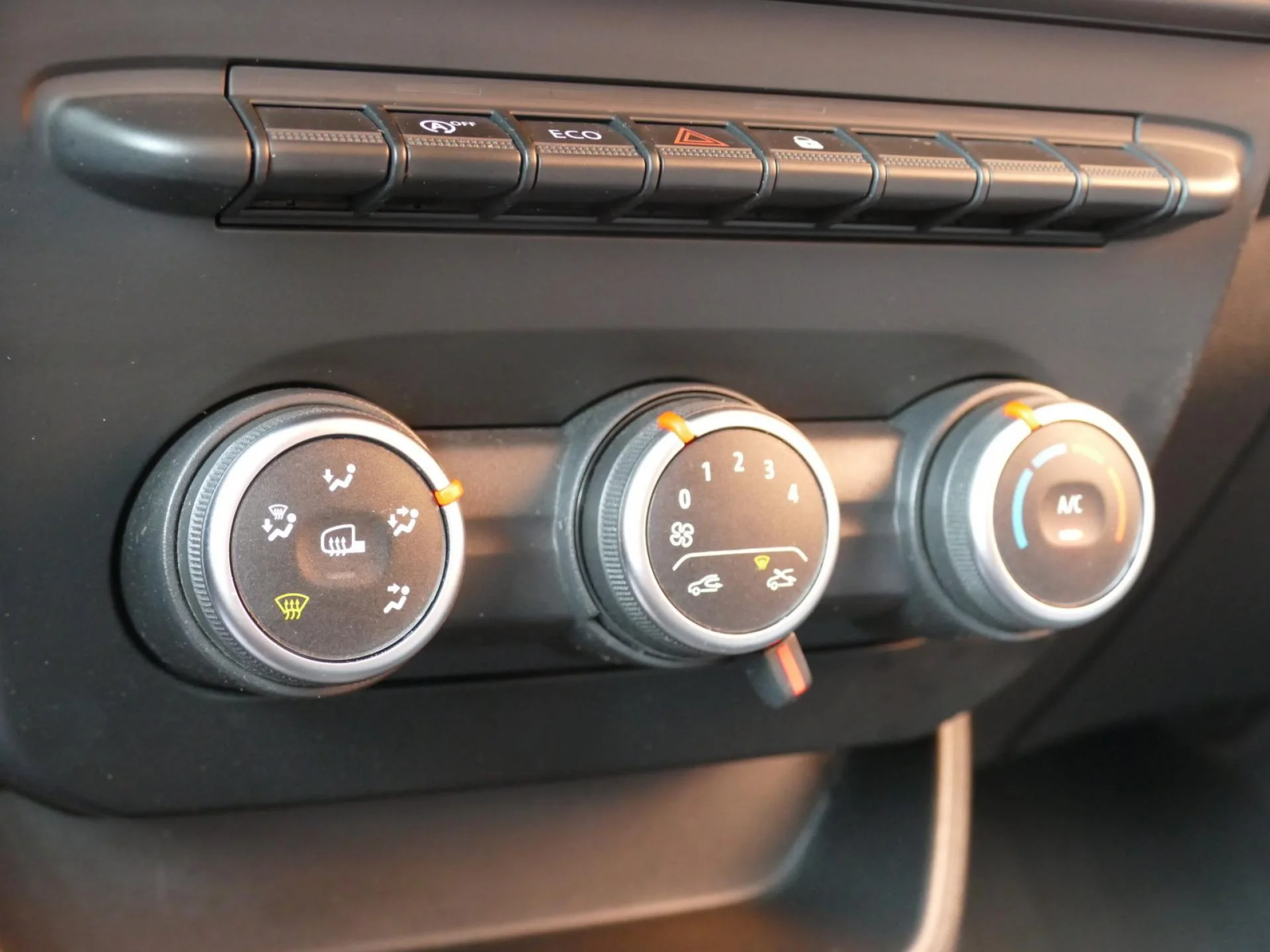 RENAULT KANGOO EXPRESS - Miniature 13 sur 31 - Cliquer pour voir cette photo