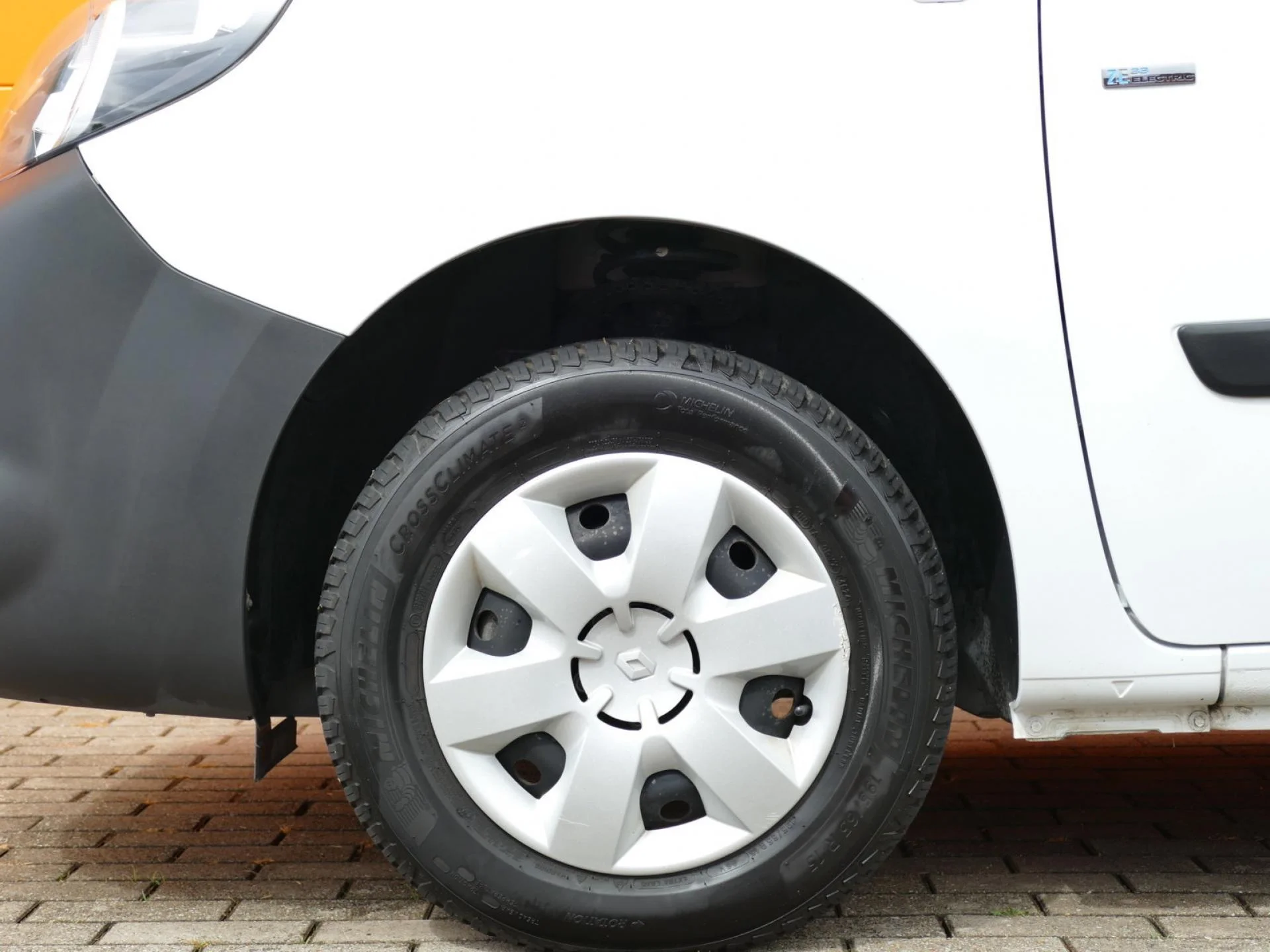 RENAULT KANGOO - Miniature 24 sur 25 - Cliquer pour voir cette photo