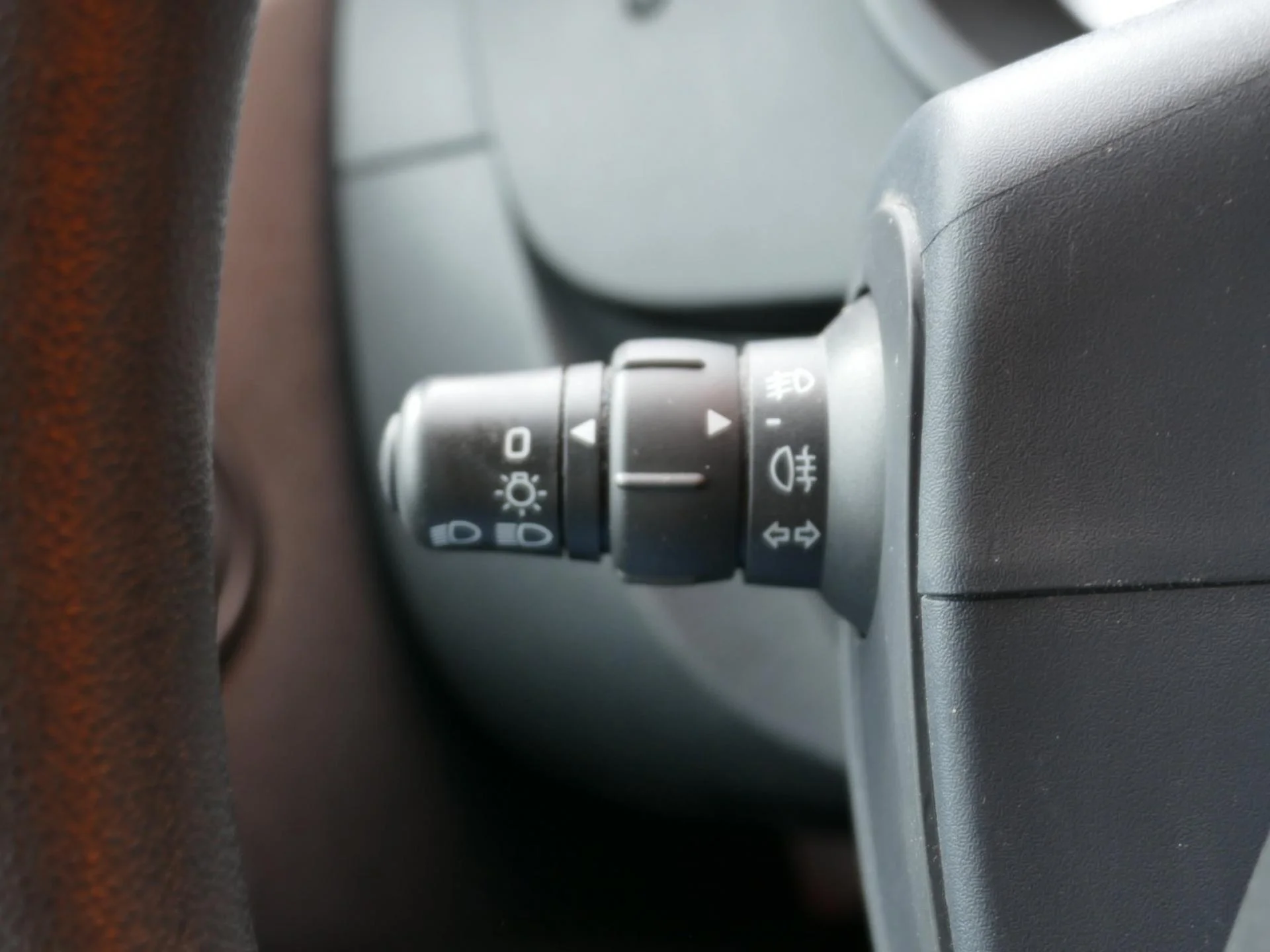 RENAULT KANGOO - Miniature 16 sur 25 - Cliquer pour voir cette photo