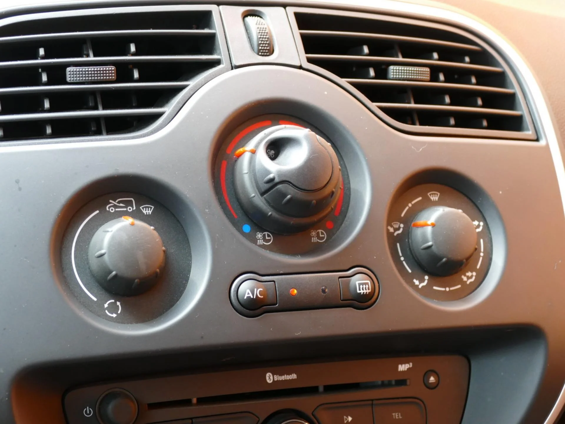 RENAULT KANGOO - Miniature 7 sur 25 - Cliquer pour voir cette photo