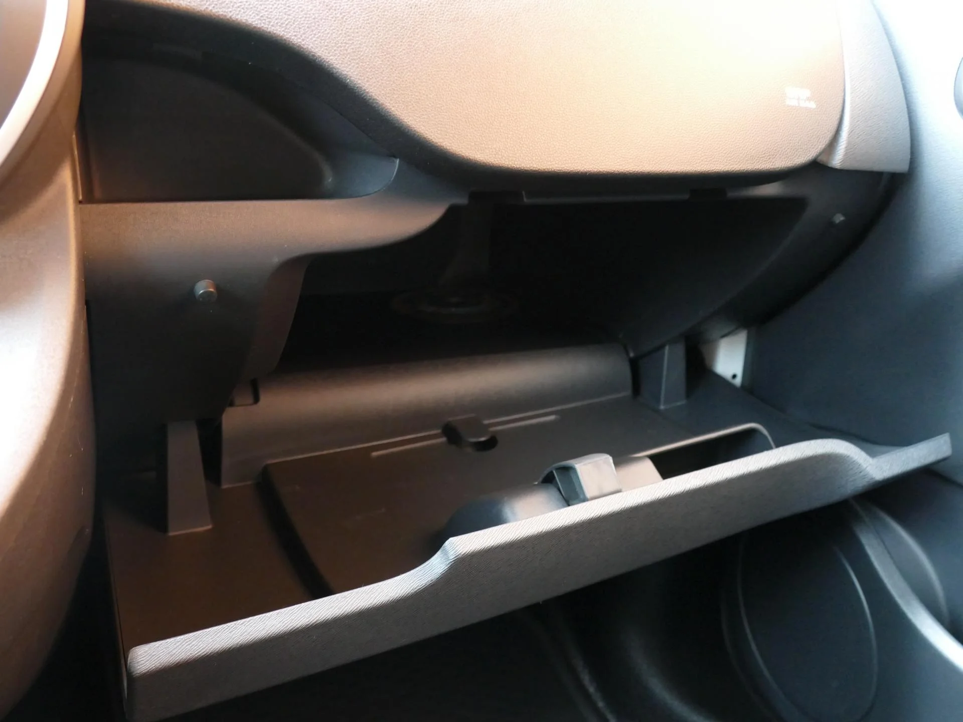 RENAULT KANGOO - Miniature 18 sur 31 - Cliquer pour voir cette photo