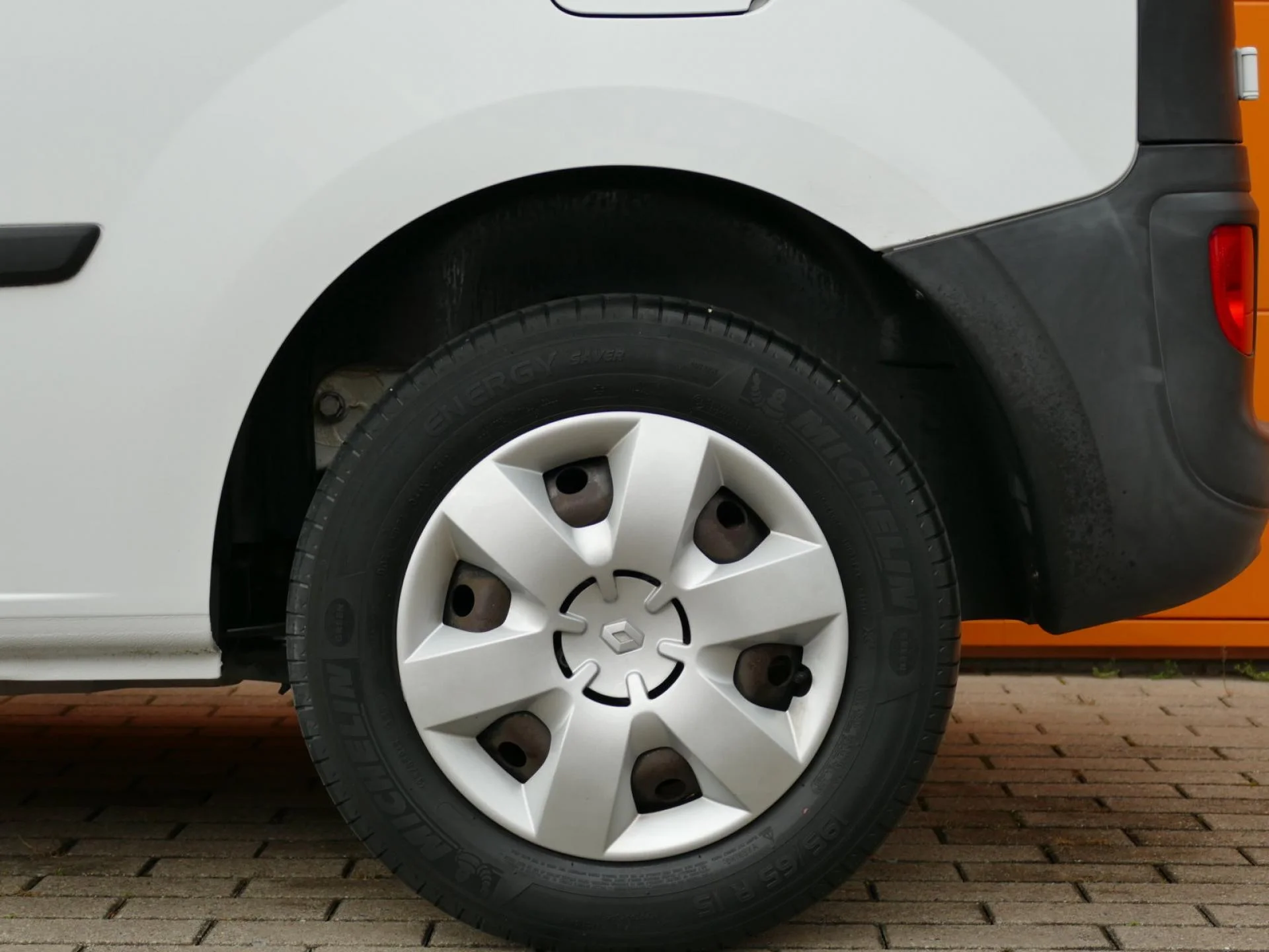 RENAULT KANGOO - Miniature 32 sur 32 - Cliquer pour voir cette photo