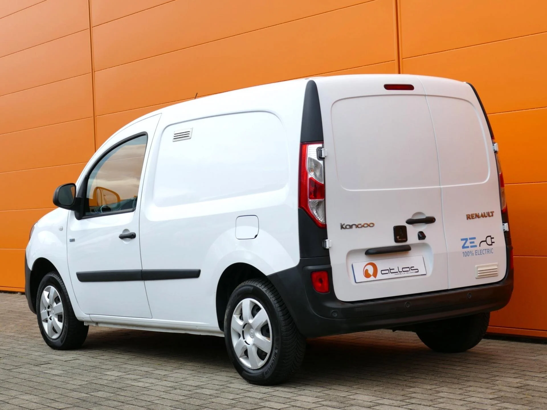 RENAULT KANGOO - Miniature 4 sur 15 - Cliquer pour voir cette photo
