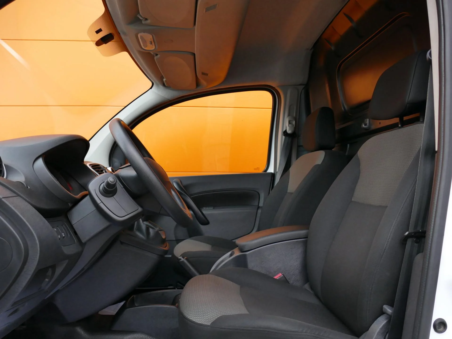 RENAULT KANGOO - Miniature 6 sur 32 - Cliquer pour voir cette photo