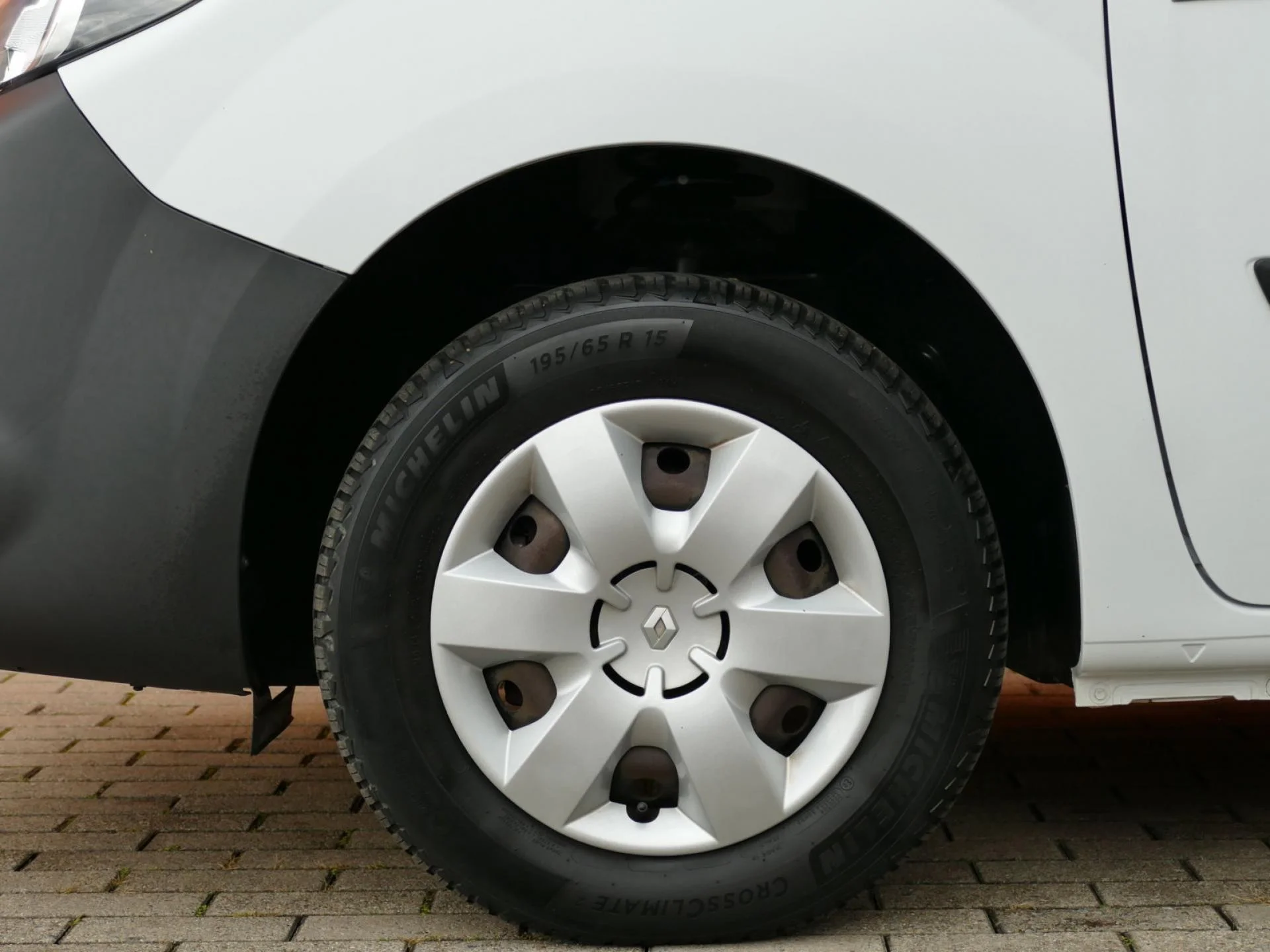 RENAULT KANGOO - Miniature 29 sur 32 - Cliquer pour voir cette photo