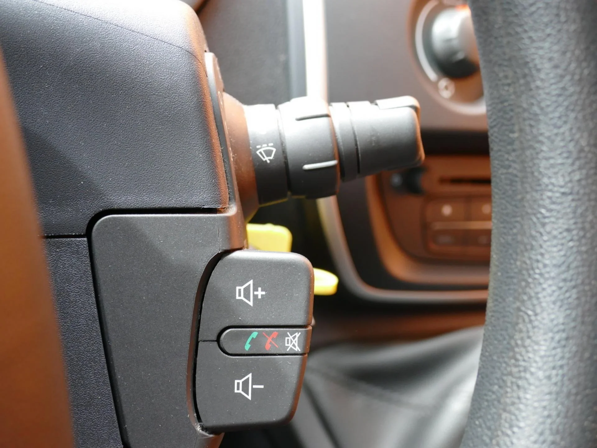 RENAULT KANGOO - Miniature 14 sur 15 - Cliquer pour voir cette photo