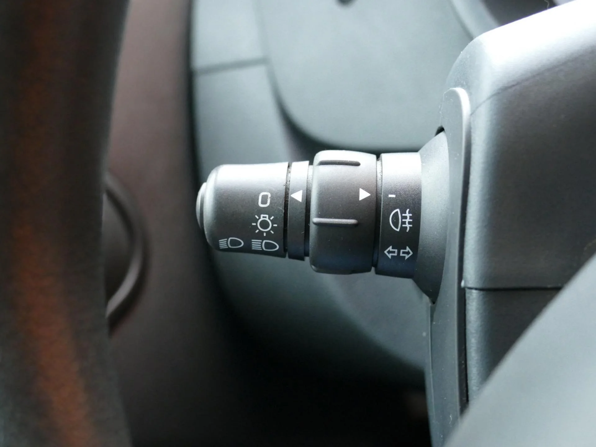 RENAULT KANGOO - Miniature 20 sur 31 - Cliquer pour voir cette photo