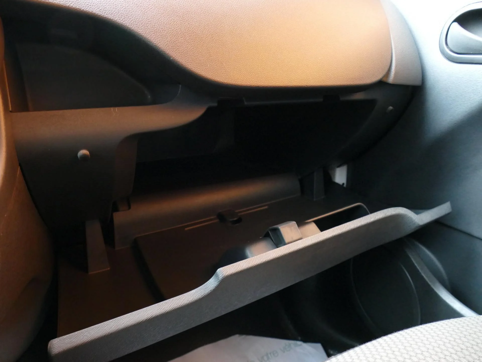 RENAULT KANGOO - Miniature 17 sur 31 - Cliquer pour voir cette photo