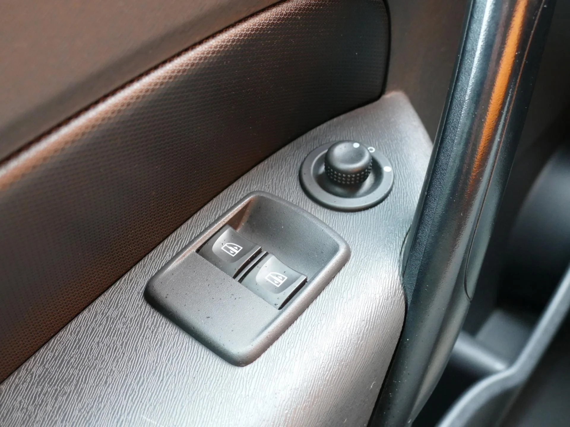 RENAULT KANGOO - Miniature 21 sur 31 - Cliquer pour voir cette photo