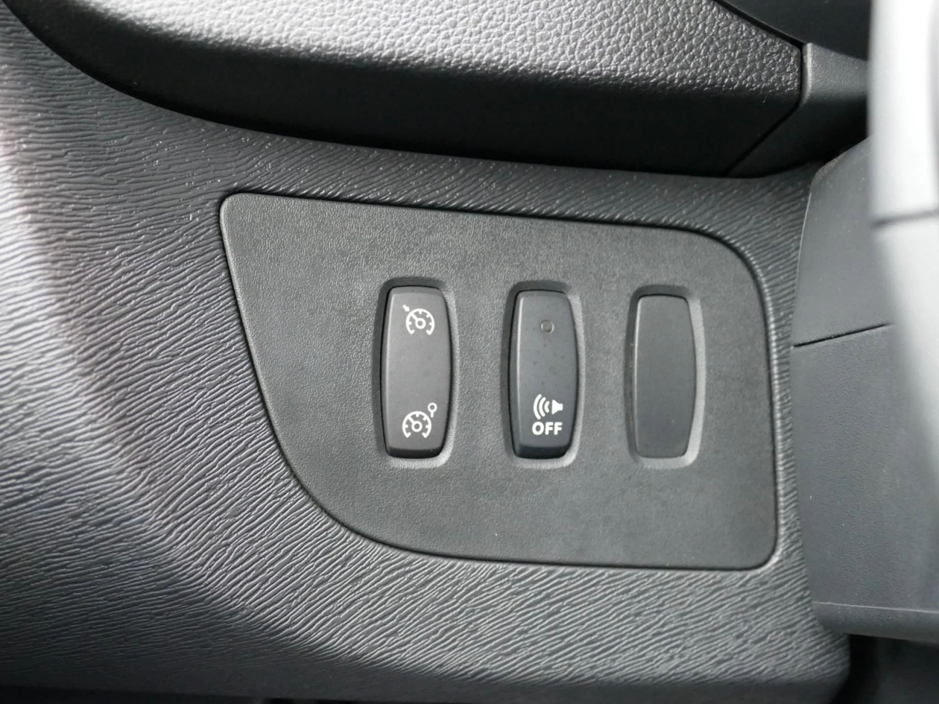 RENAULT KANGOO - Miniature 15 sur 30 - Cliquer pour voir cette photo