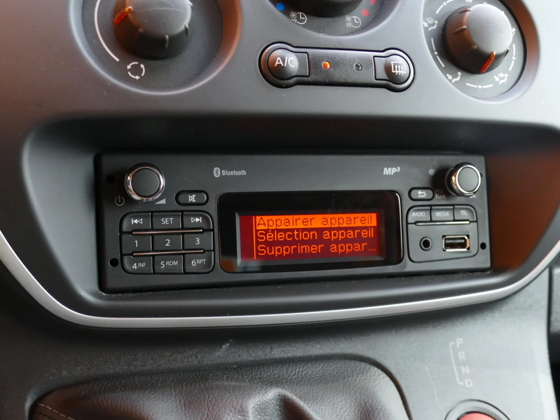 RENAULT KANGOO - Miniature 10 sur 30 - Cliquer pour voir cette photo