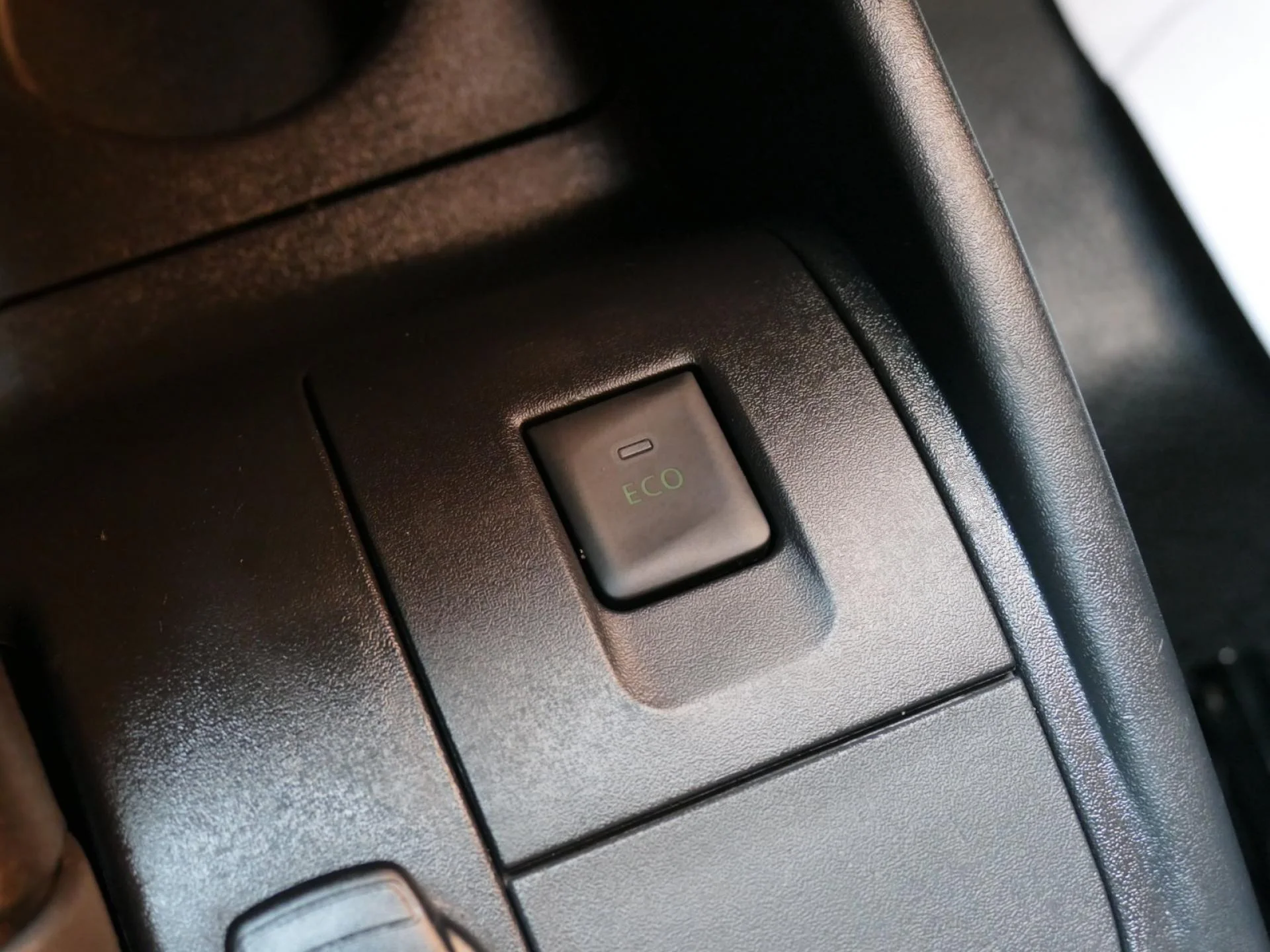 RENAULT KANGOO - Miniature 16 sur 30 - Cliquer pour voir cette photo