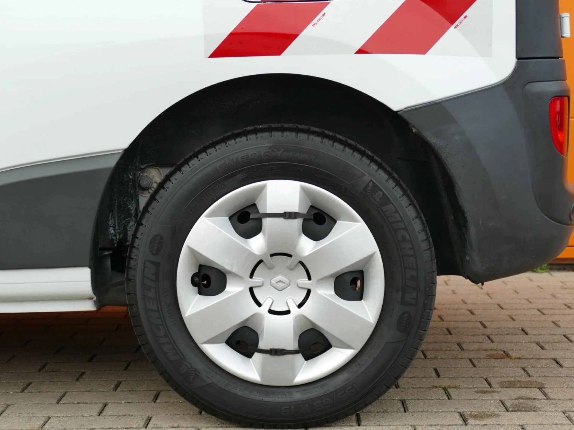 RENAULT KANGOO - Miniature 32 sur 32 - Cliquer pour voir cette photo