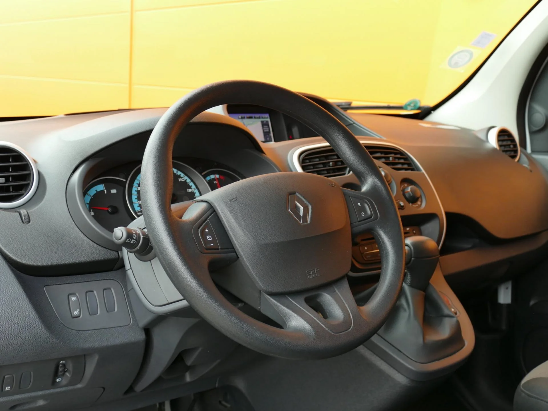 RENAULT KANGOO - Miniature 13 sur 32 - Cliquer pour voir cette photo