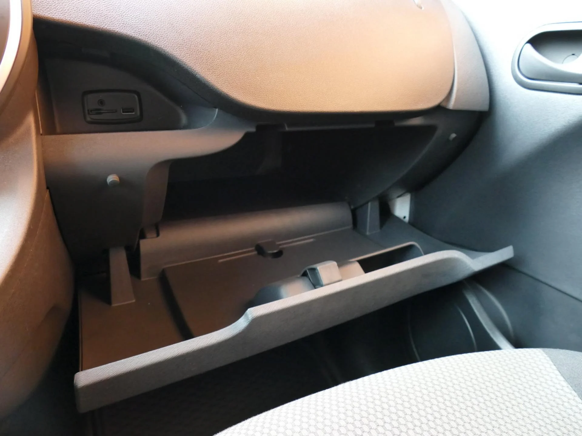 RENAULT KANGOO - Miniature 19 sur 32 - Cliquer pour voir cette photo