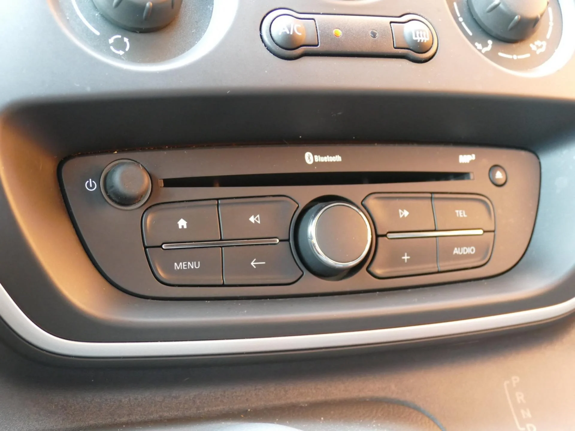 RENAULT KANGOO - Miniature 16 sur 32 - Cliquer pour voir cette photo