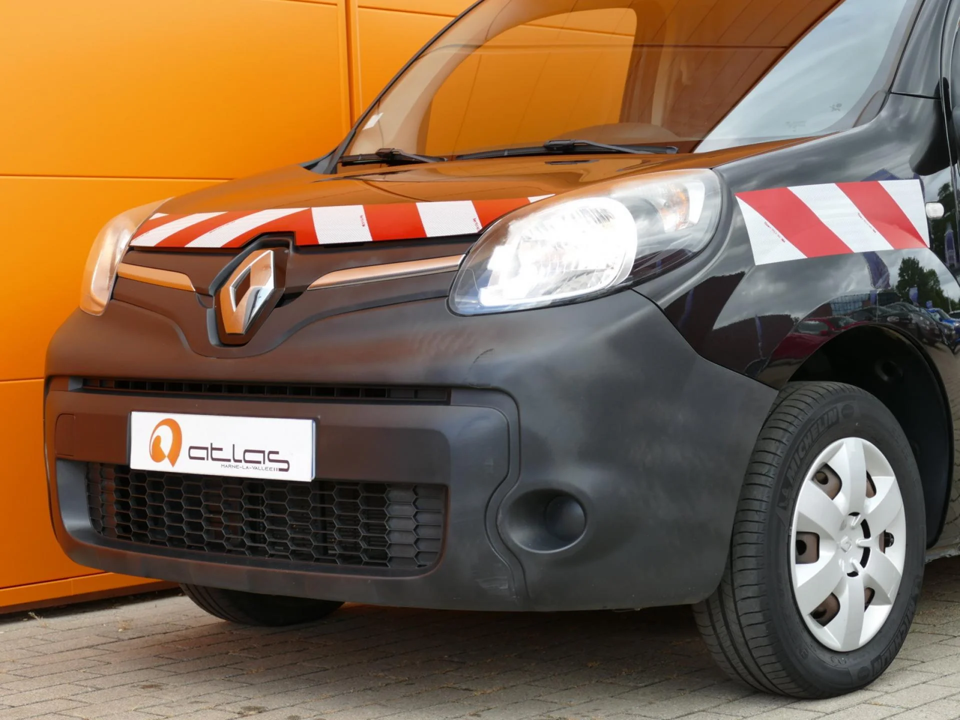 RENAULT KANGOO - Miniature 25 sur 31 - Cliquer pour voir cette photo