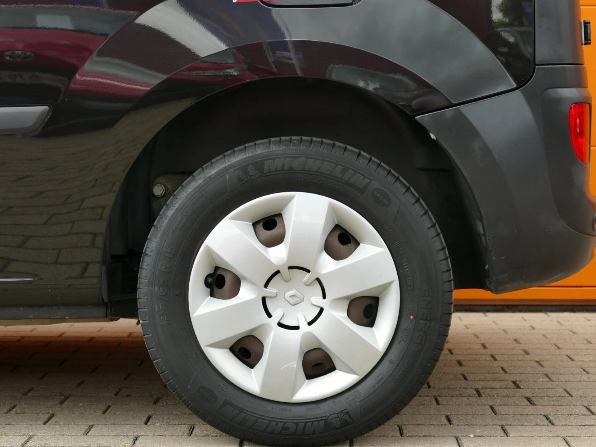 RENAULT KANGOO - Miniature 30 sur 31 - Cliquer pour voir cette photo