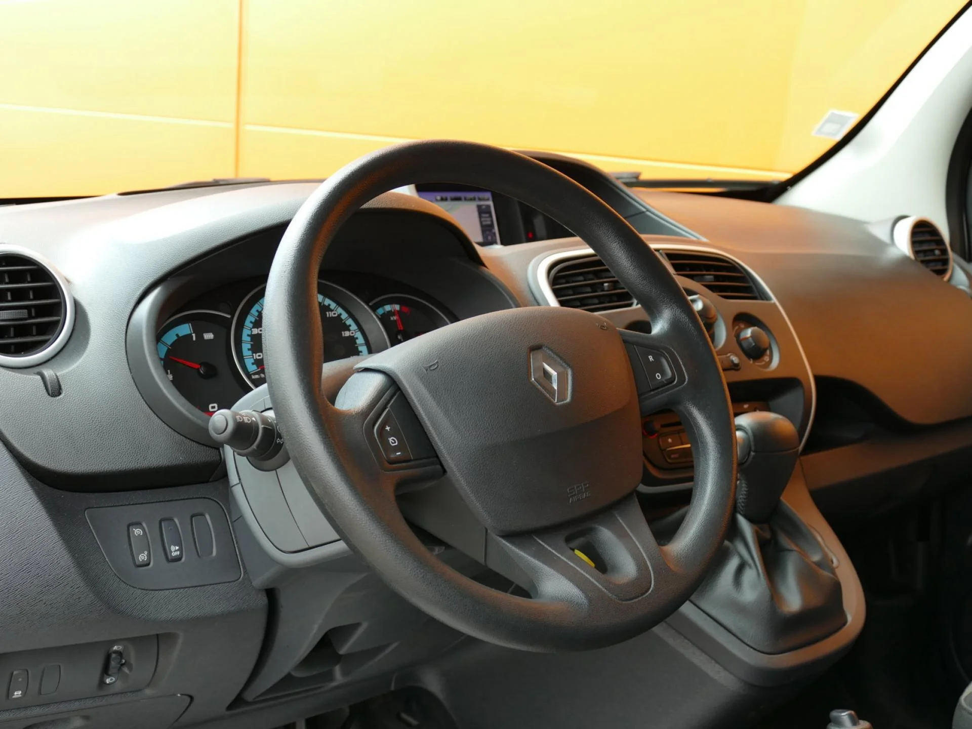 RENAULT KANGOO - Miniature 11 sur 31 - Cliquer pour voir cette photo