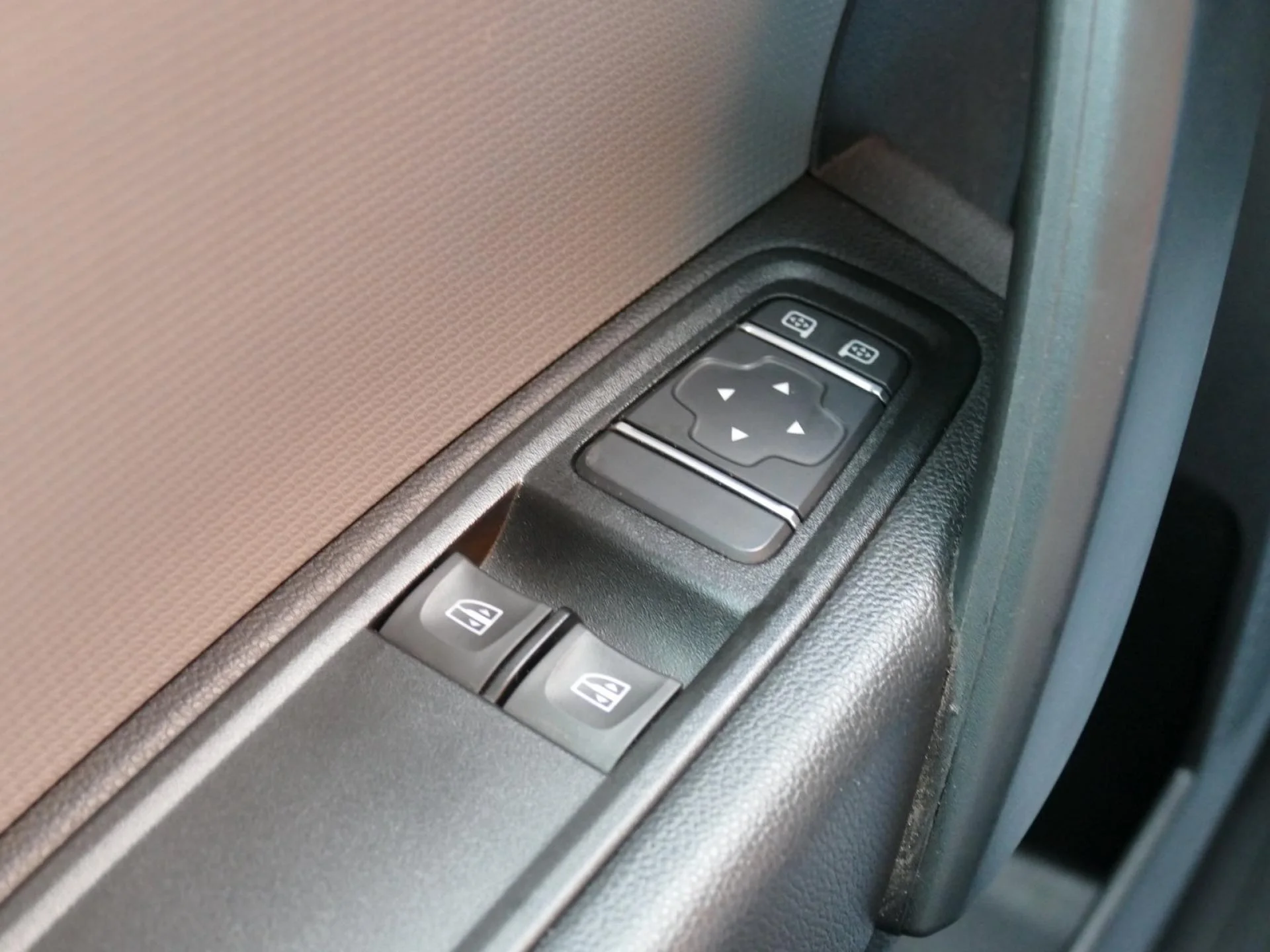 RENAULT KANGOO VAN - Miniature 25 sur 35 - Cliquer pour voir cette photo