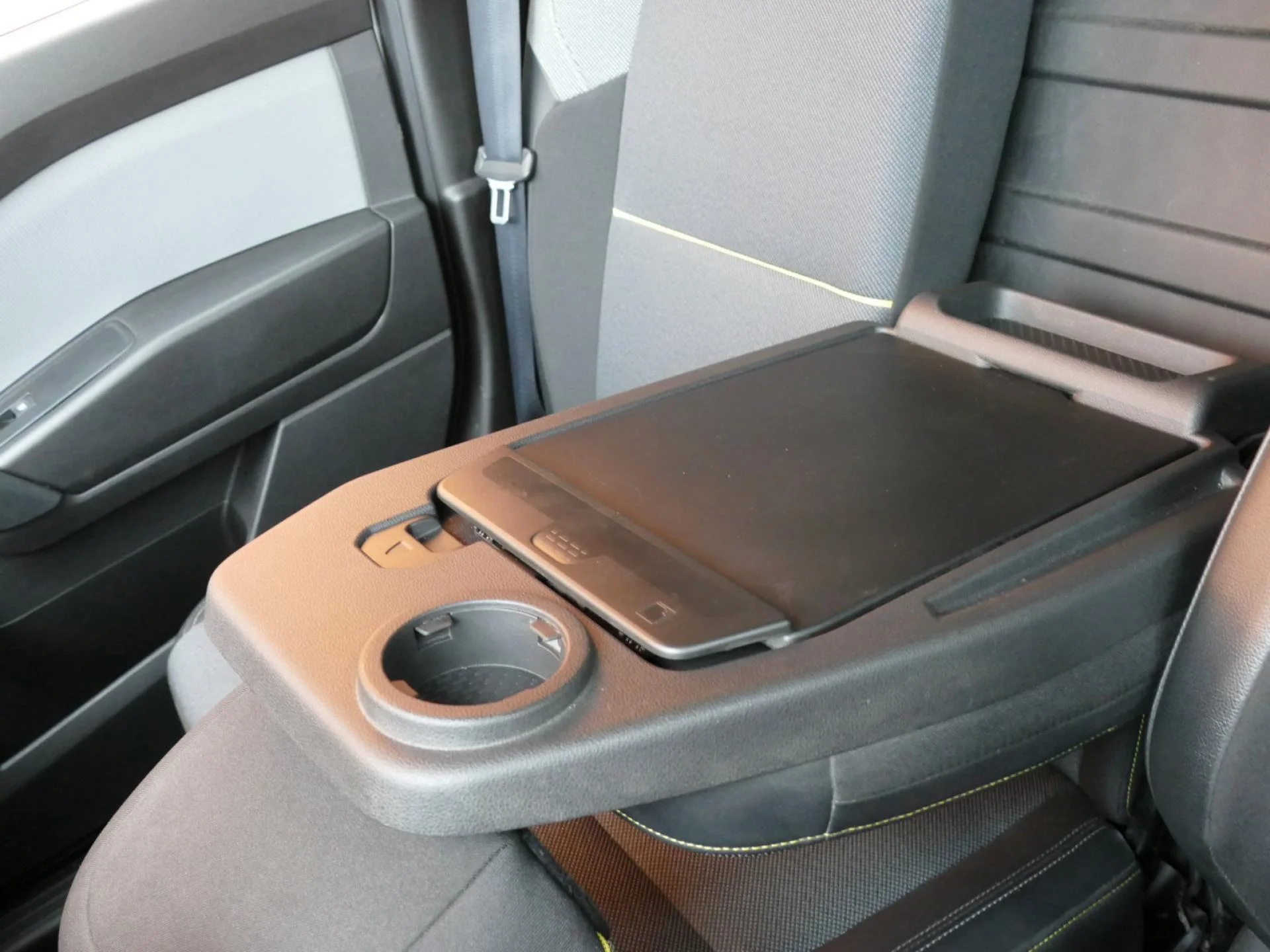 RENAULT KANGOO VAN - Miniature 22 sur 35 - Cliquer pour voir cette photo
