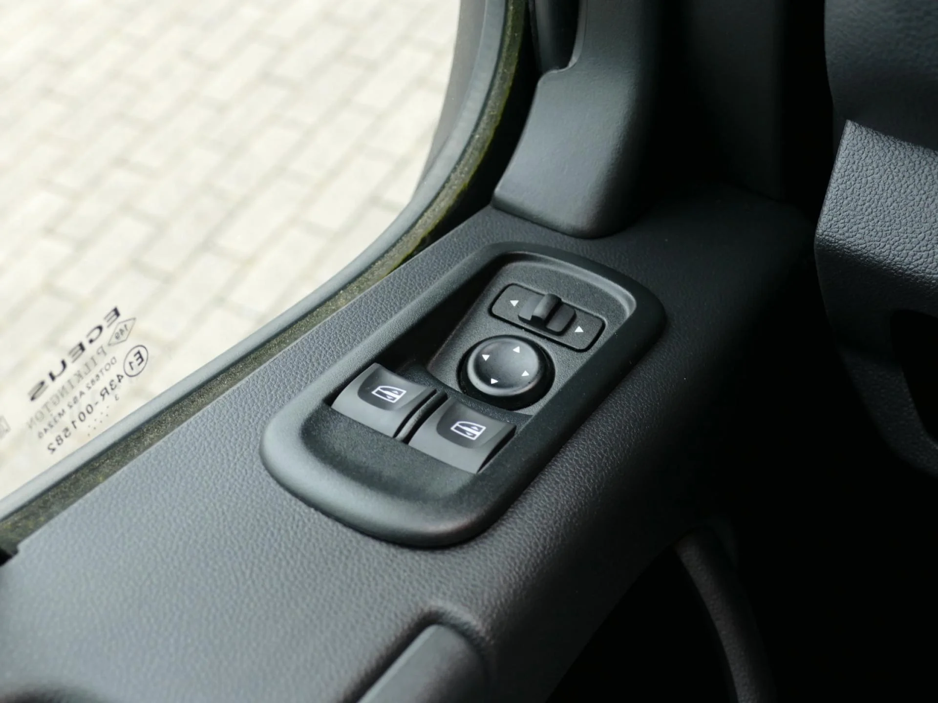 RENAULT MASTER - Miniature 21 sur 31 - Cliquer pour voir cette photo