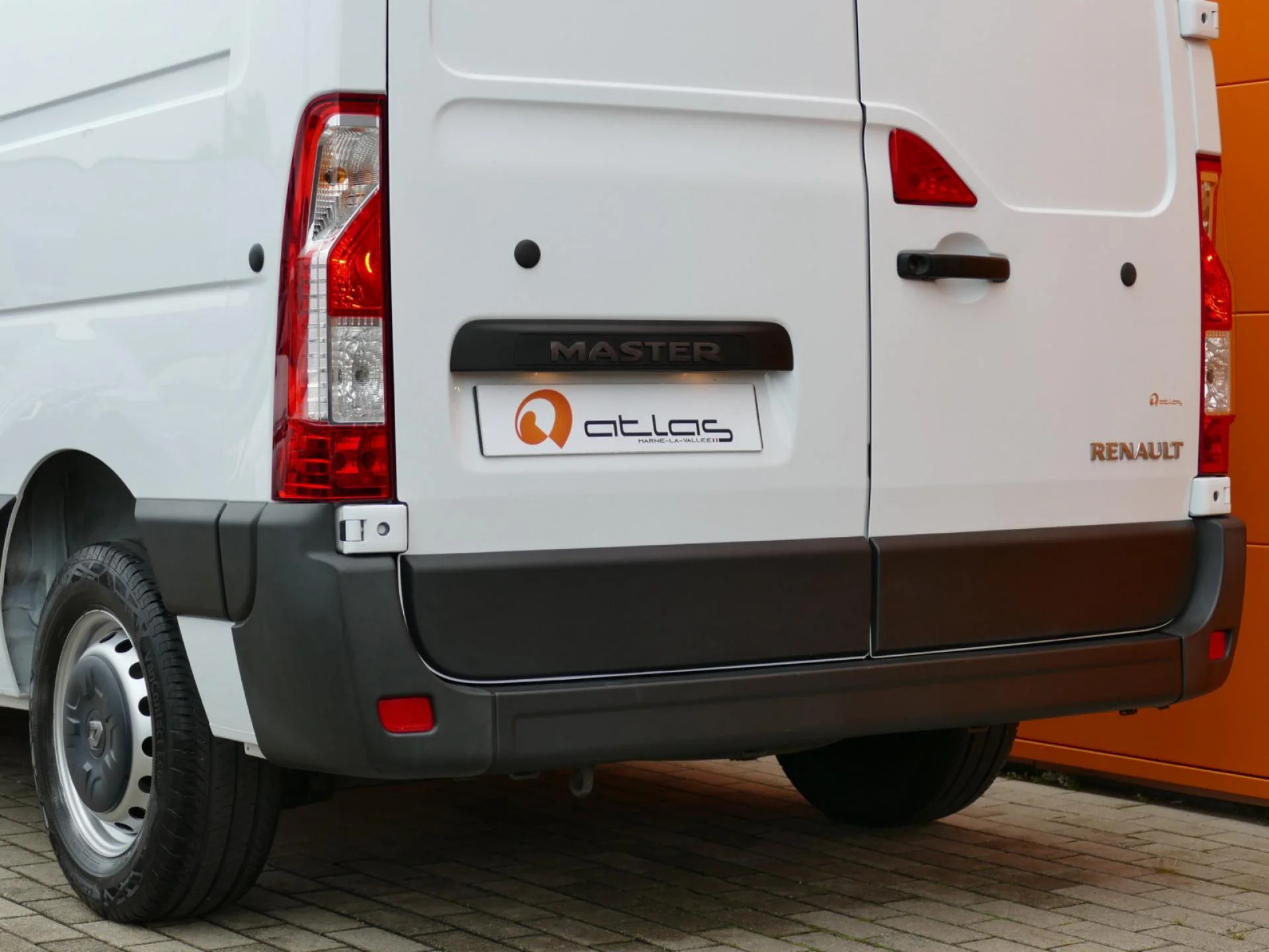 RENAULT MASTER - Miniature 31 sur 33 - Cliquer pour voir cette photo