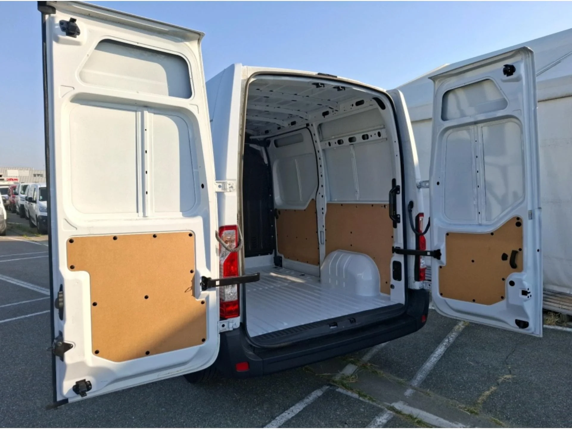 RENAULT MASTER - Miniature 14 sur 33 - Cliquer pour voir cette photo