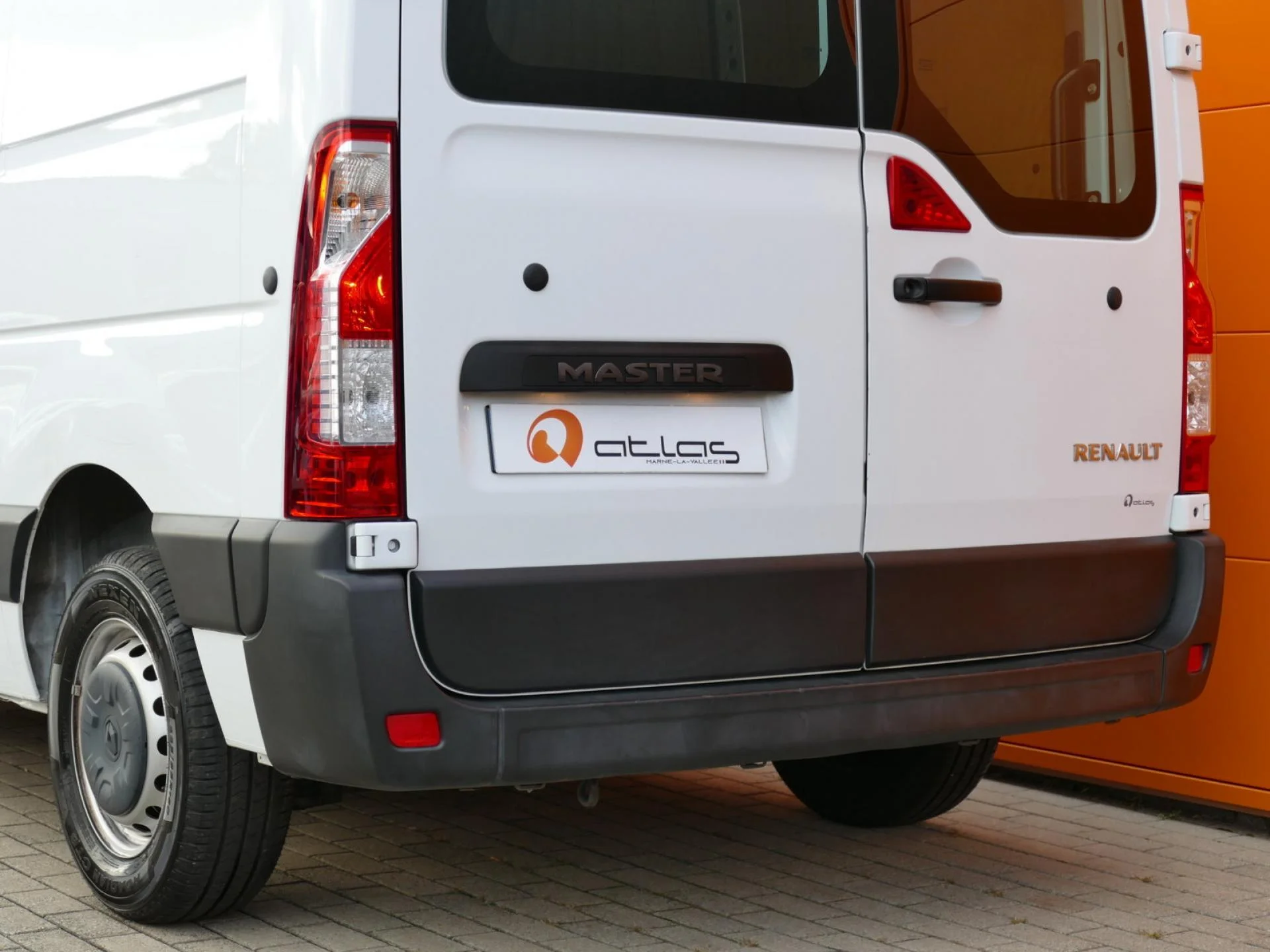 RENAULT MASTER - Miniature 28 sur 32 - Cliquer pour voir cette photo