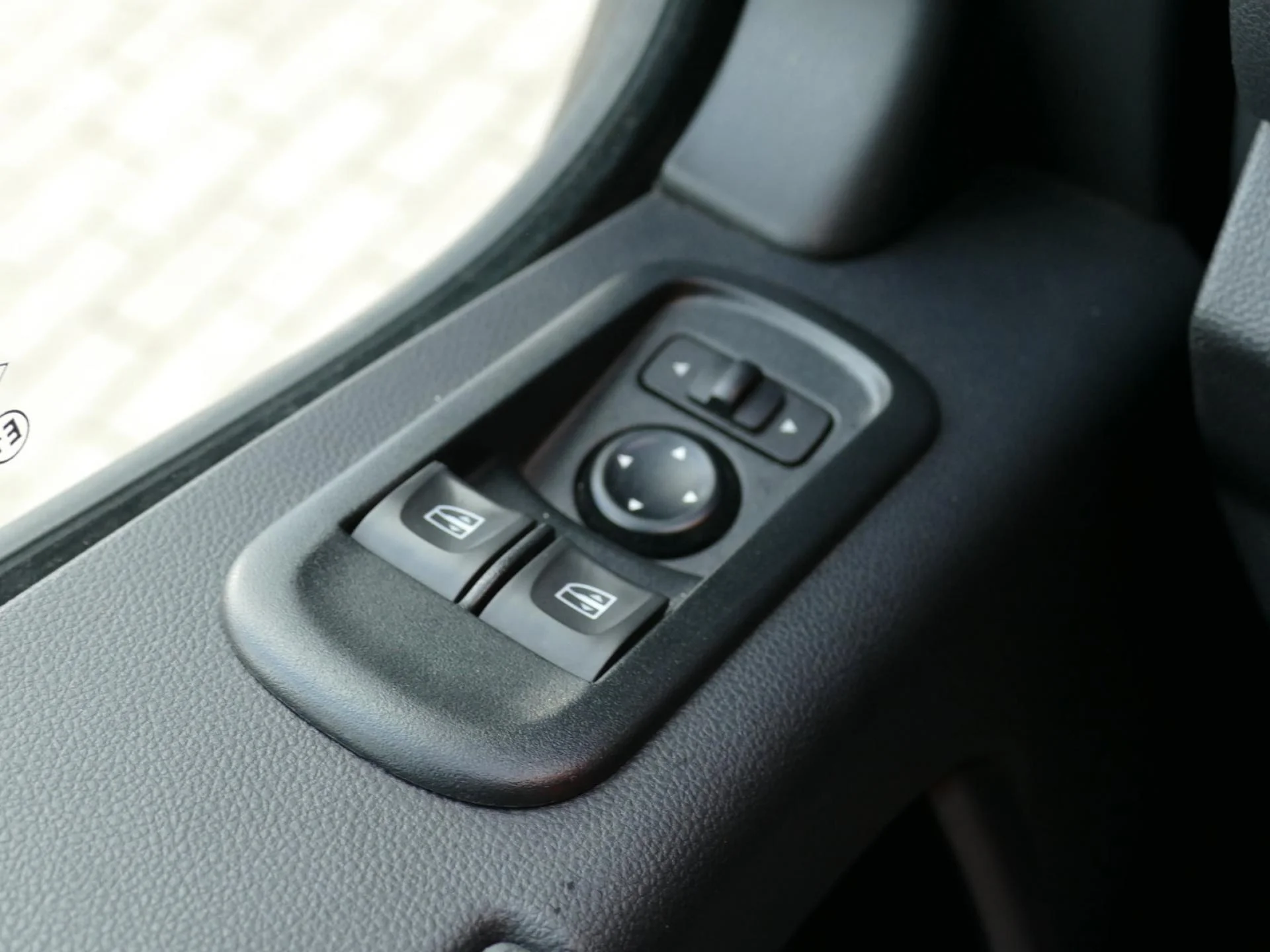 RENAULT MASTER - Miniature 21 sur 32 - Cliquer pour voir cette photo