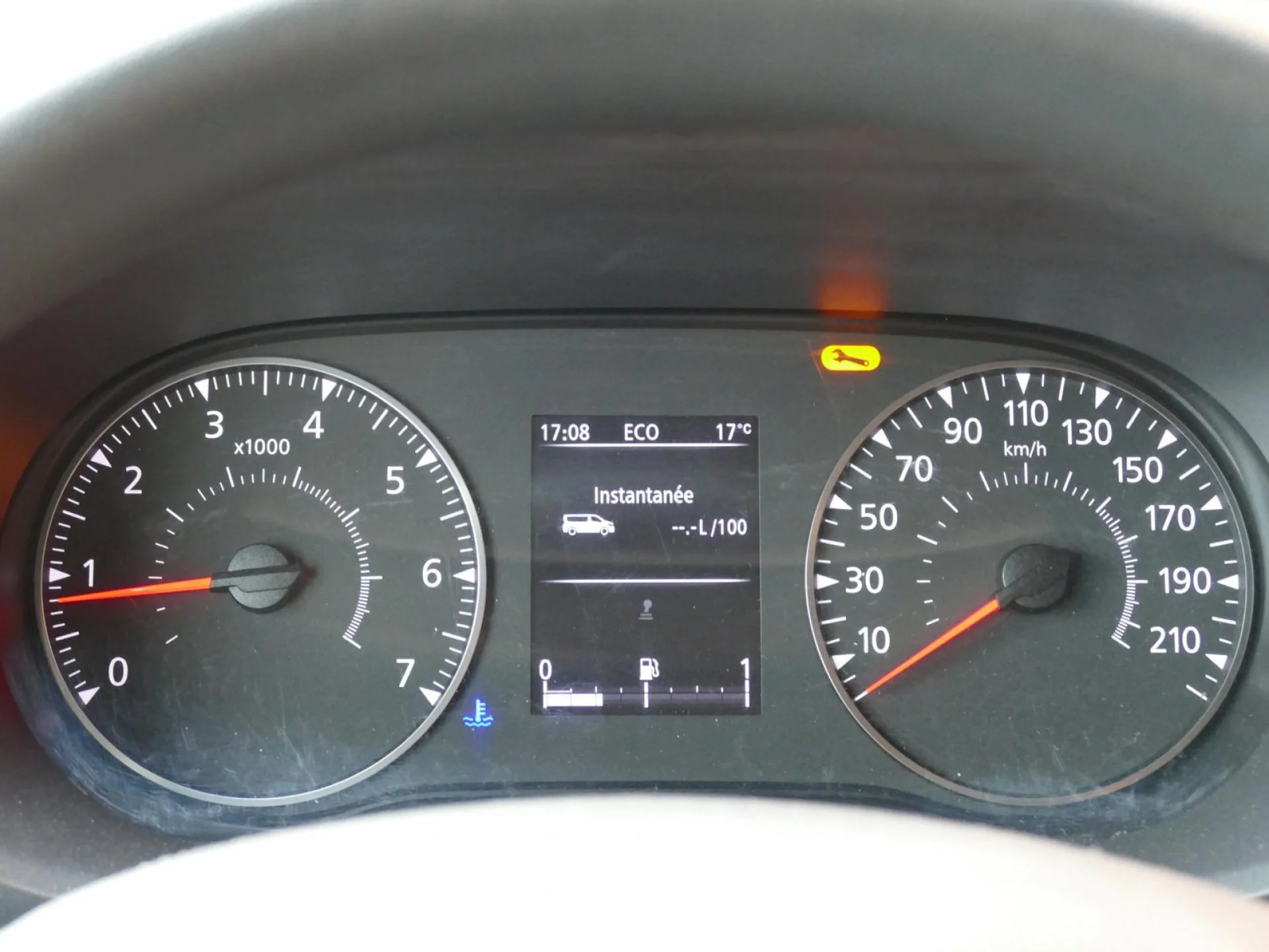 RENAULT MASTER - Miniature 12 sur 32 - Cliquer pour voir cette photo