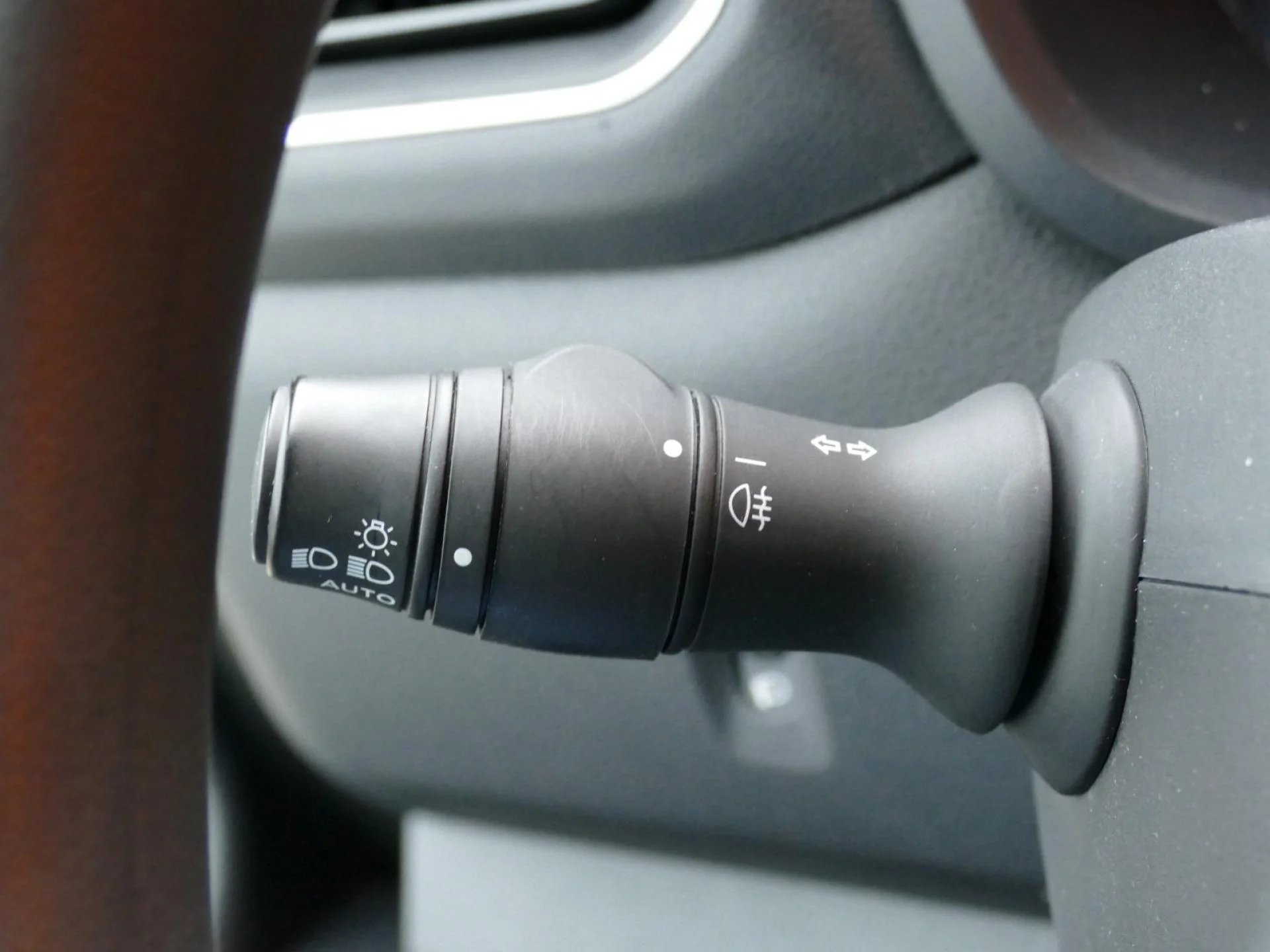 RENAULT MASTER - Miniature 13 sur 18 - Cliquer pour voir cette photo