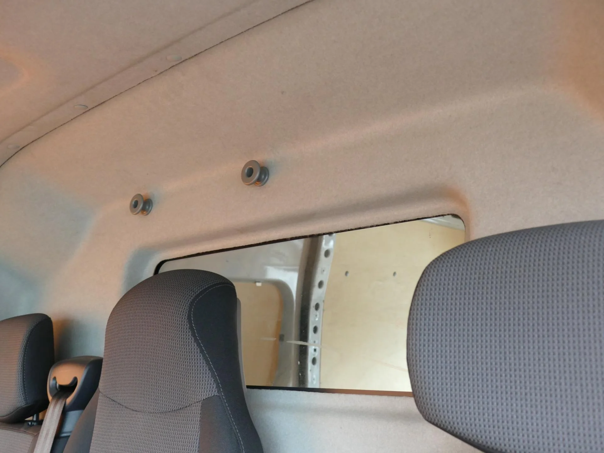 RENAULT MASTER - Miniature 24 sur 32 - Cliquer pour voir cette photo