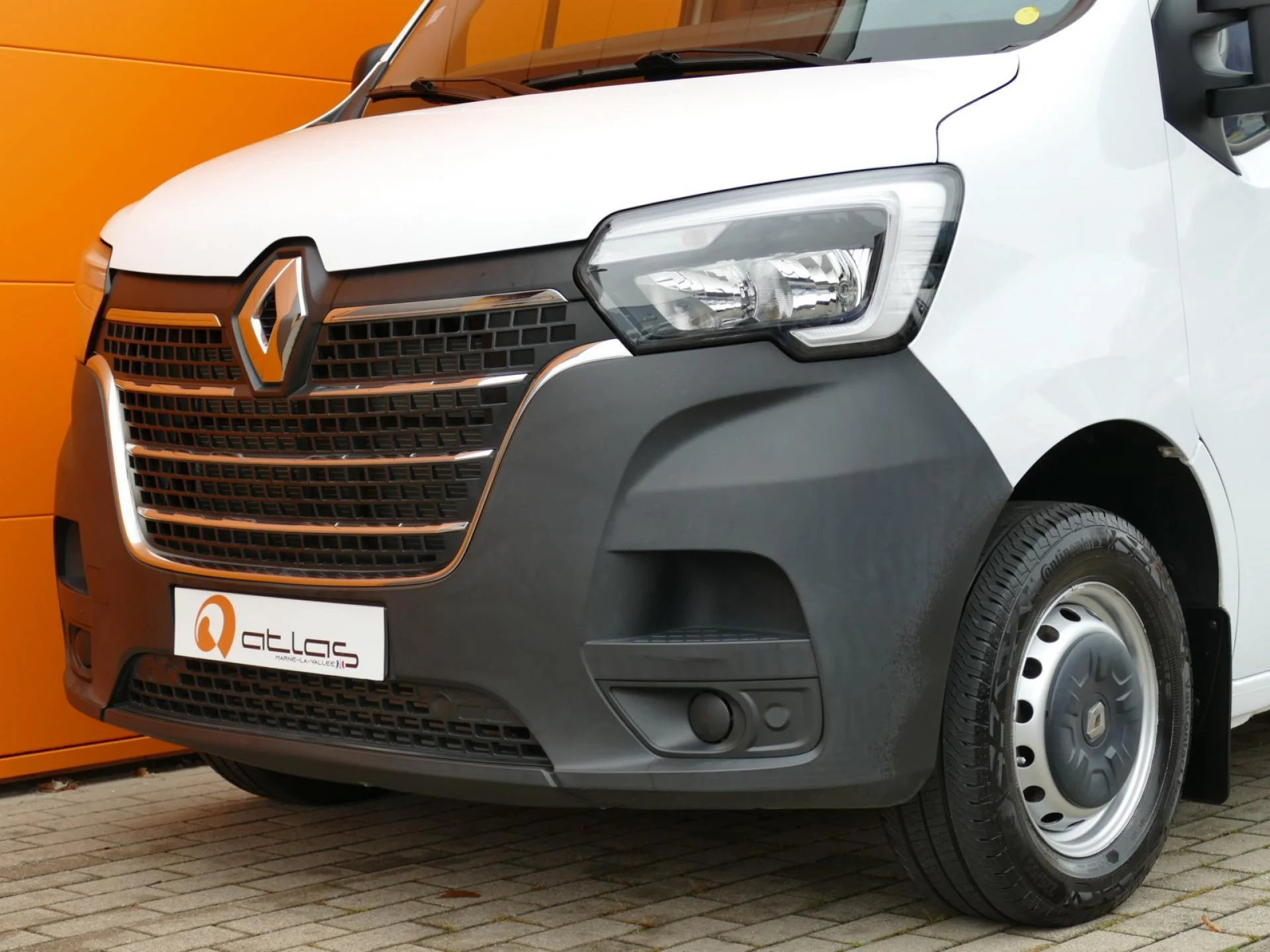RENAULT MASTER - Miniature 15 sur 18 - Cliquer pour voir cette photo