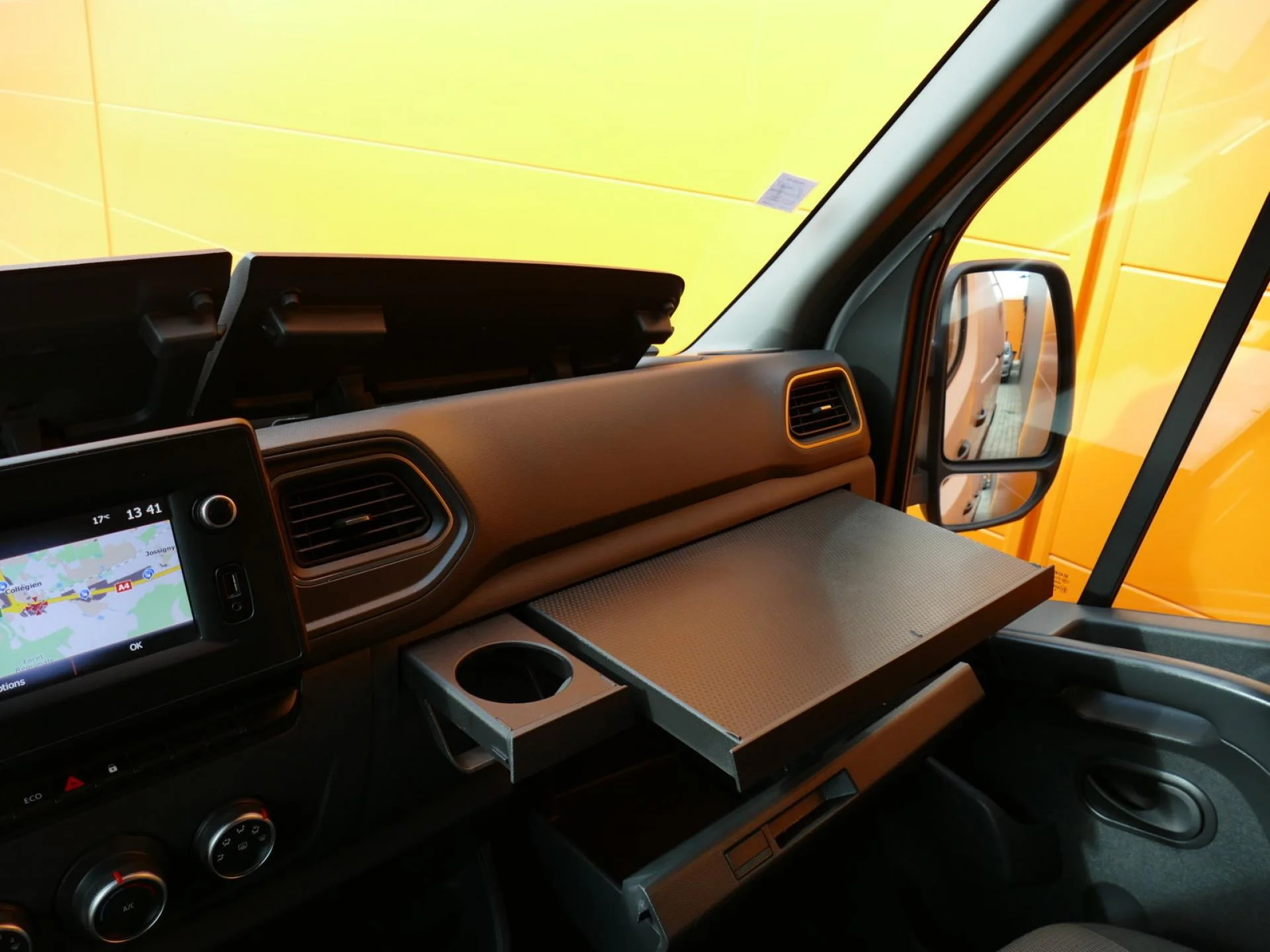 RENAULT MASTER - Miniature 17 sur 33 - Cliquer pour voir cette photo