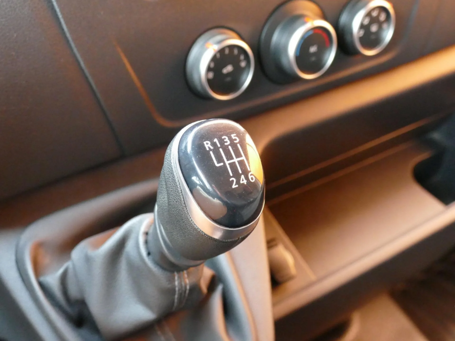 RENAULT MASTER - Miniature 18 sur 33 - Cliquer pour voir cette photo