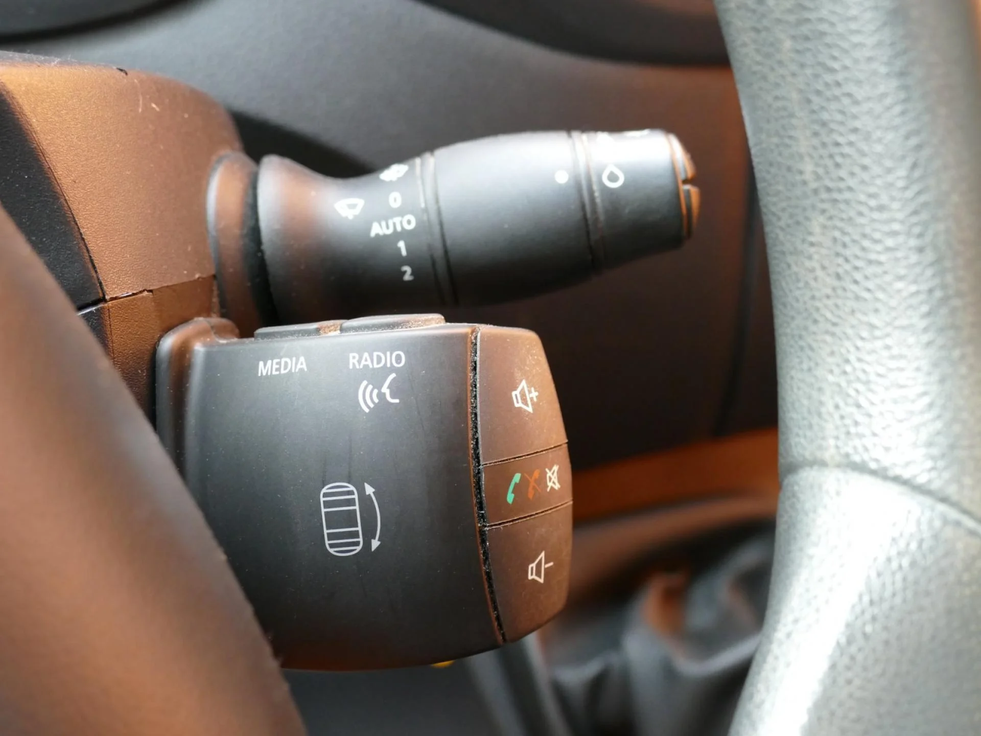 RENAULT MASTER - Miniature 25 sur 33 - Cliquer pour voir cette photo