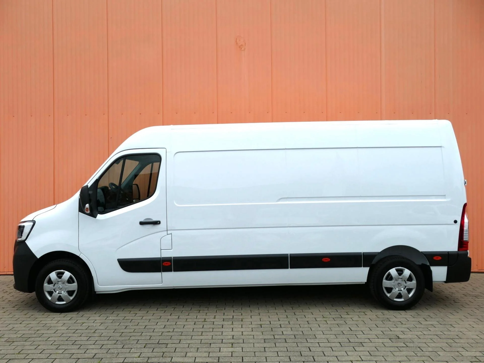 RENAULT MASTER - Miniature 3 sur 12 - Cliquer pour voir cette photo