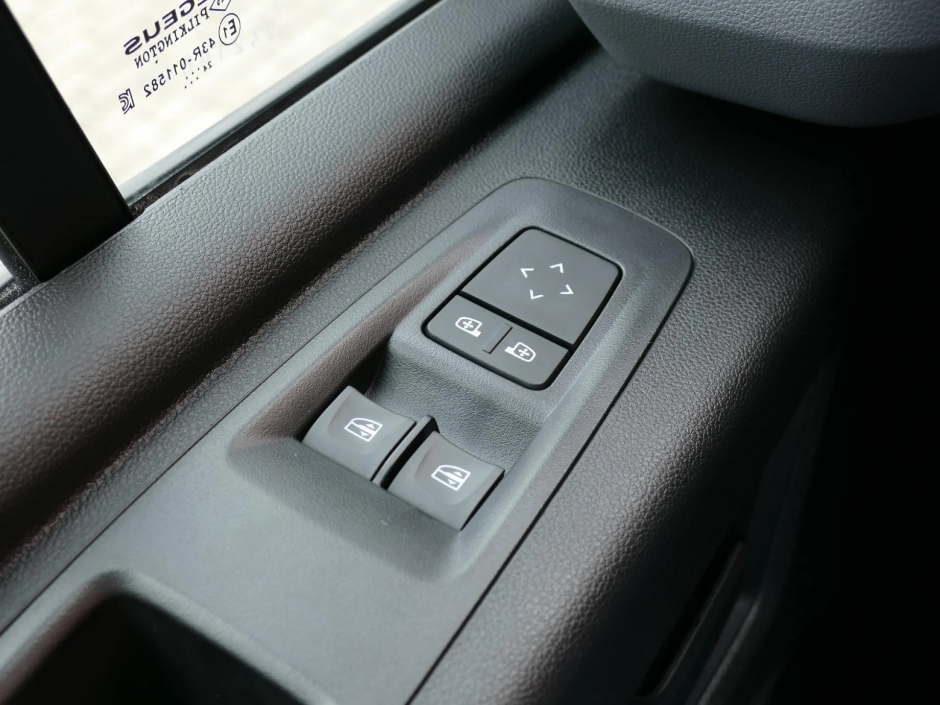 RENAULT MASTER - Miniature 14 sur 32 - Cliquer pour voir cette photo