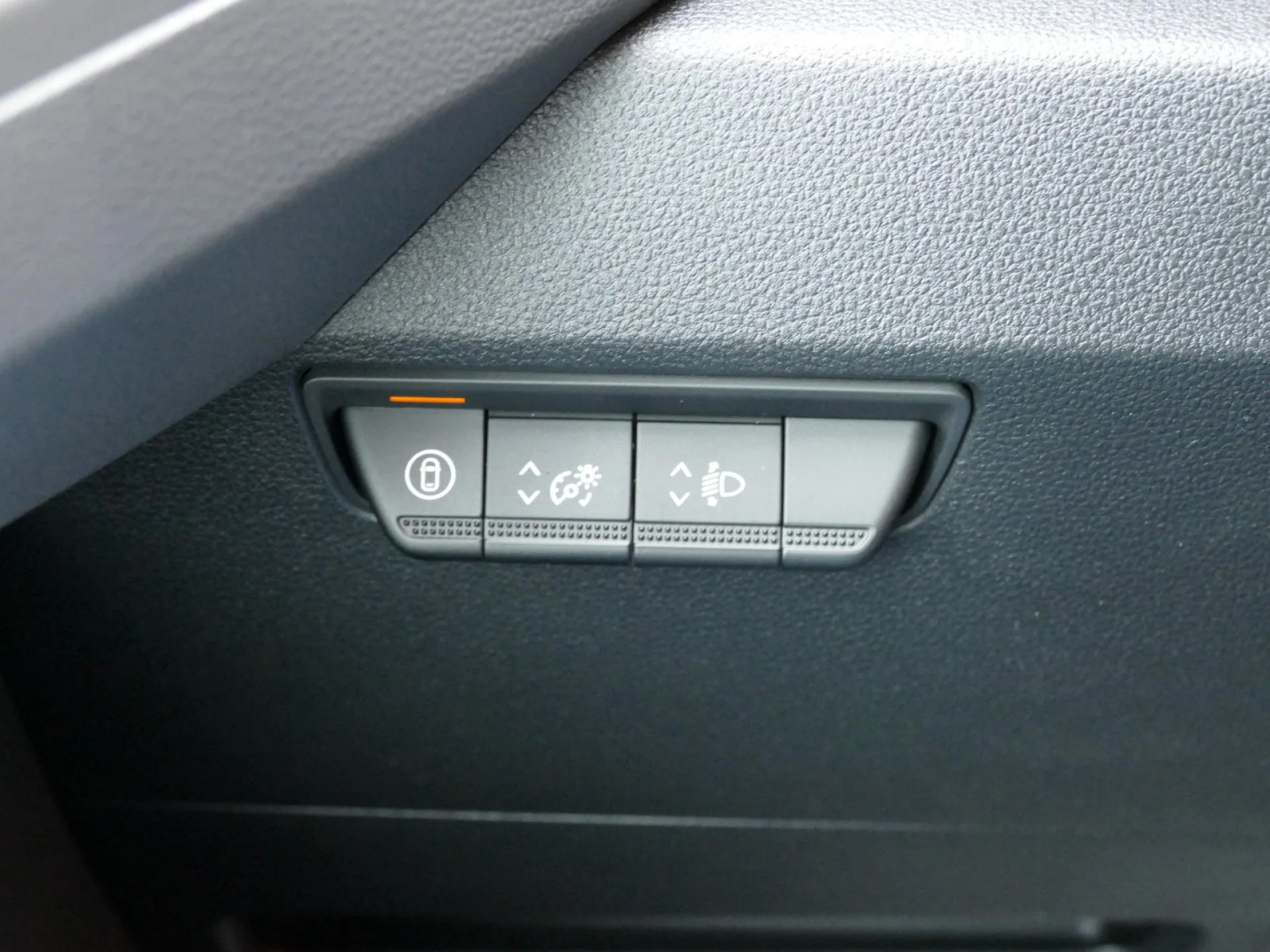 RENAULT MASTER - Miniature 18 sur 32 - Cliquer pour voir cette photo