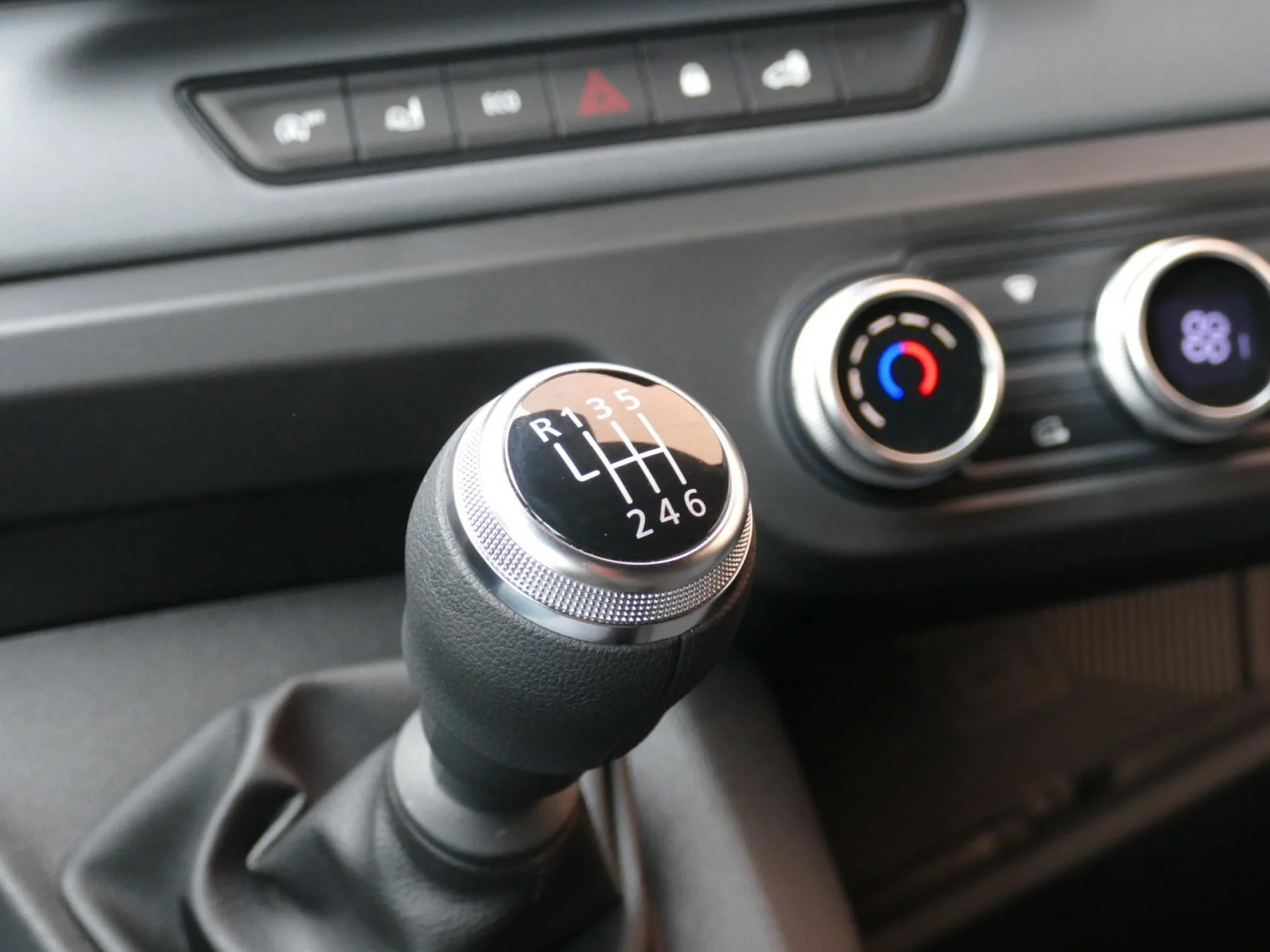 RENAULT MASTER - Miniature 17 sur 30 - Cliquer pour voir cette photo