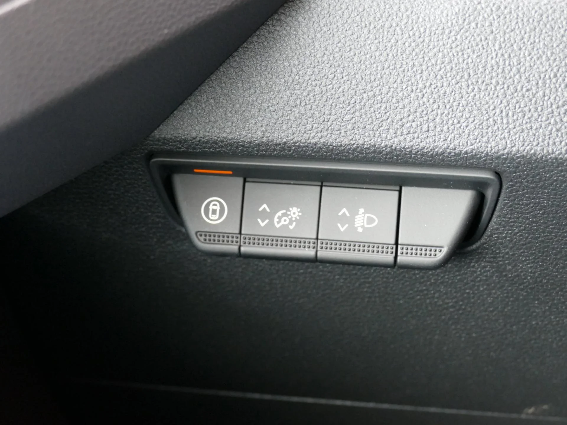 RENAULT MASTER - Miniature 19 sur 31 - Cliquer pour voir cette photo
